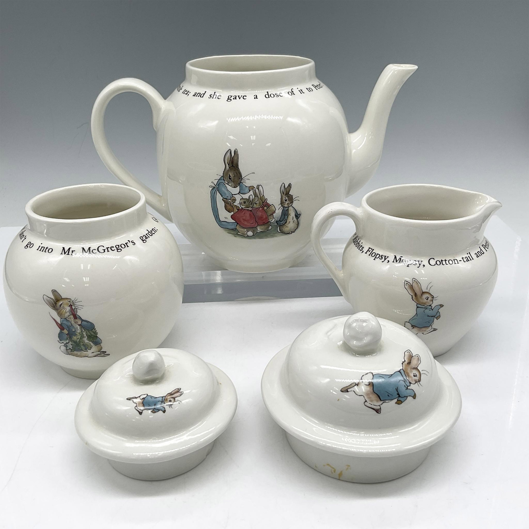 5pc Wedgwood Porcelain Beatrix Potter Peter Rabbit Tea Set - Image 2 of 4