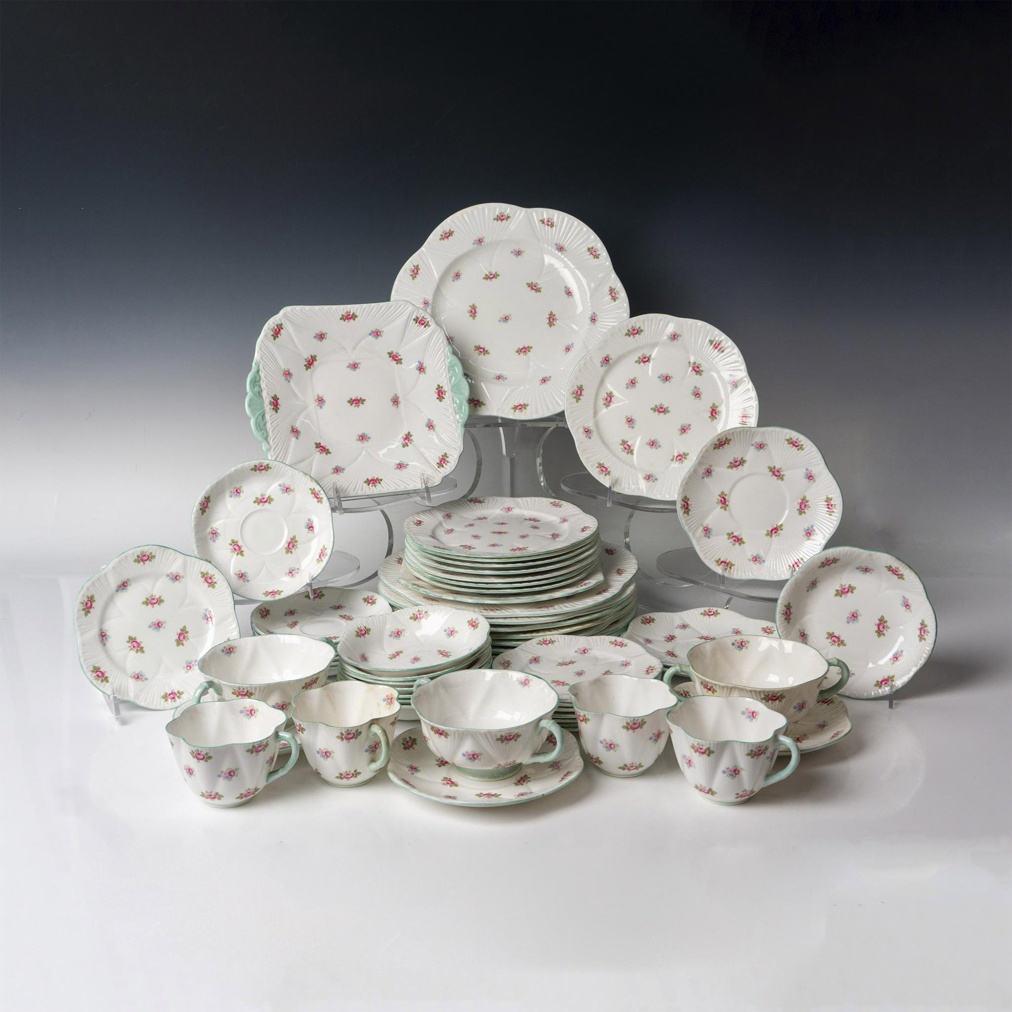 54pc Shelley Bone China Serv. for 8 Dinnerware, Rosebud