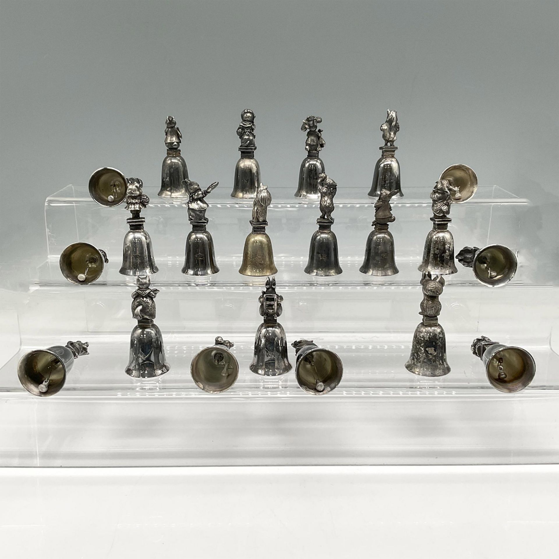21pc Beatrix Potter NE Silver Plated Bell Collection - Bild 2 aus 2