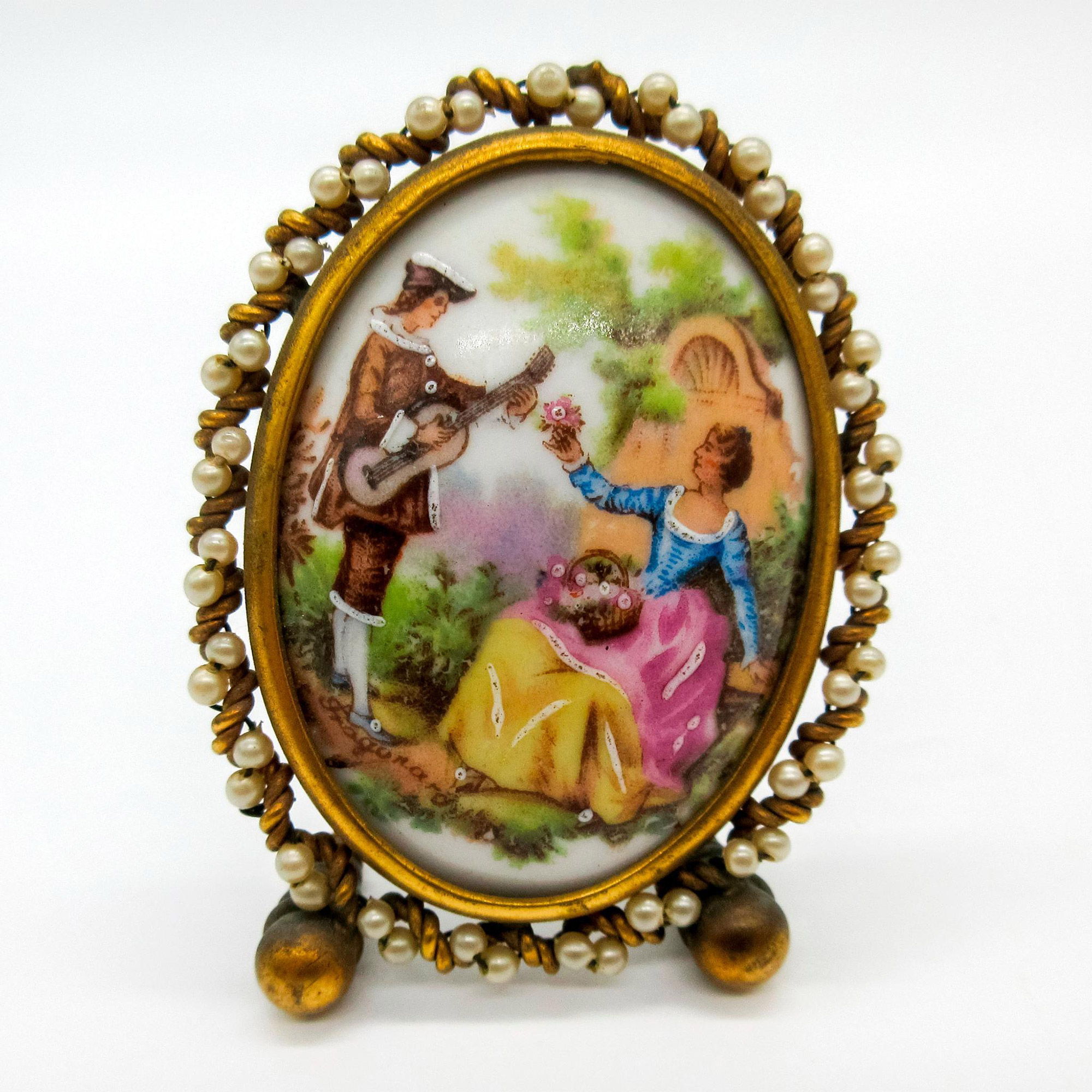 Olletsac Cromos de Limoges Mini Plaque, Serenading Couple