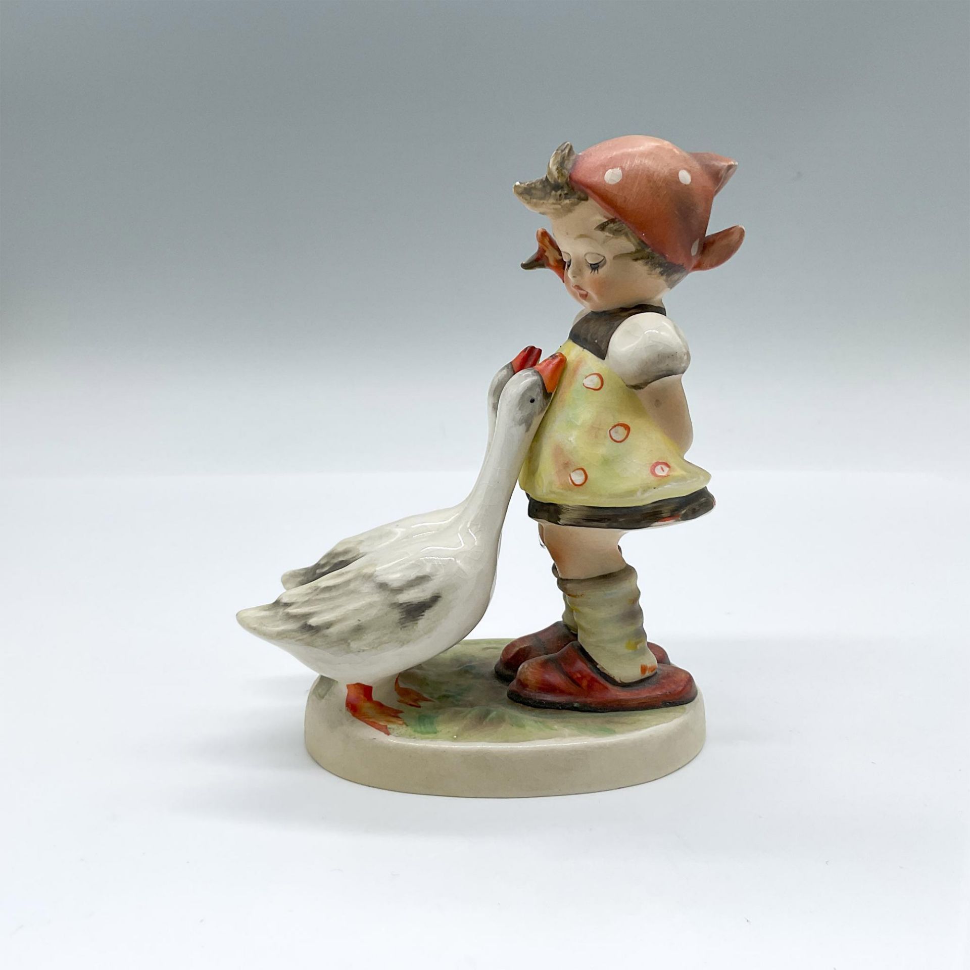 Goebel Hummel Porcelain Figurine, Goose Girl