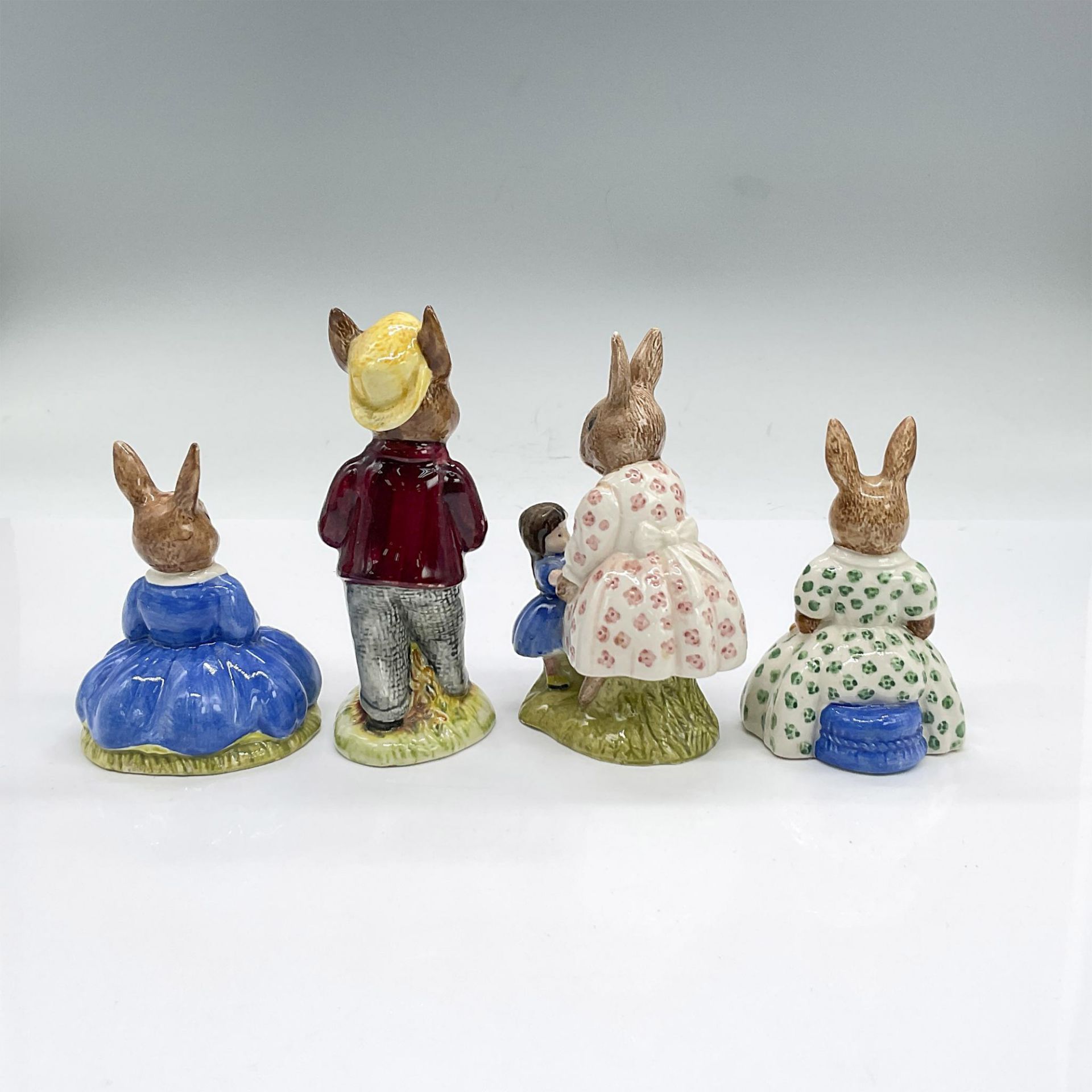 4pc Royal Doulton Bunnykins Figurines, Various - Bild 2 aus 3