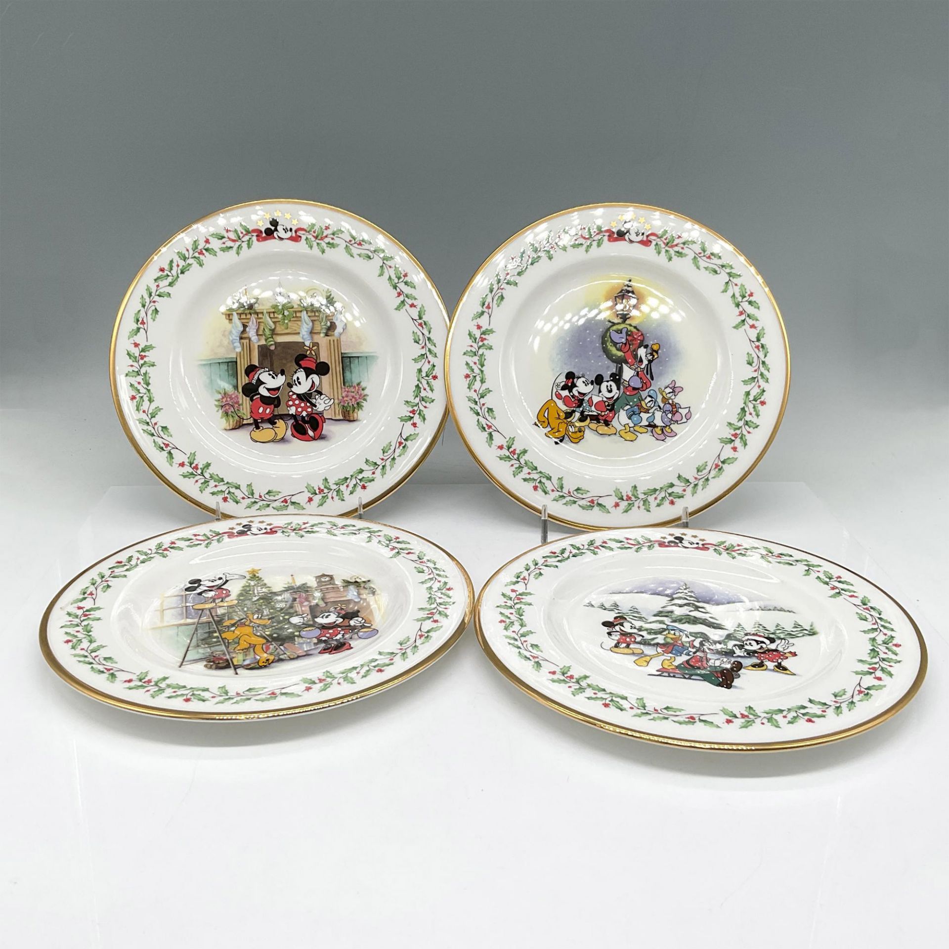 4pc Lenox Bone China Holiday Plates by Disney, Mickey & Co. - Image 2 of 3
