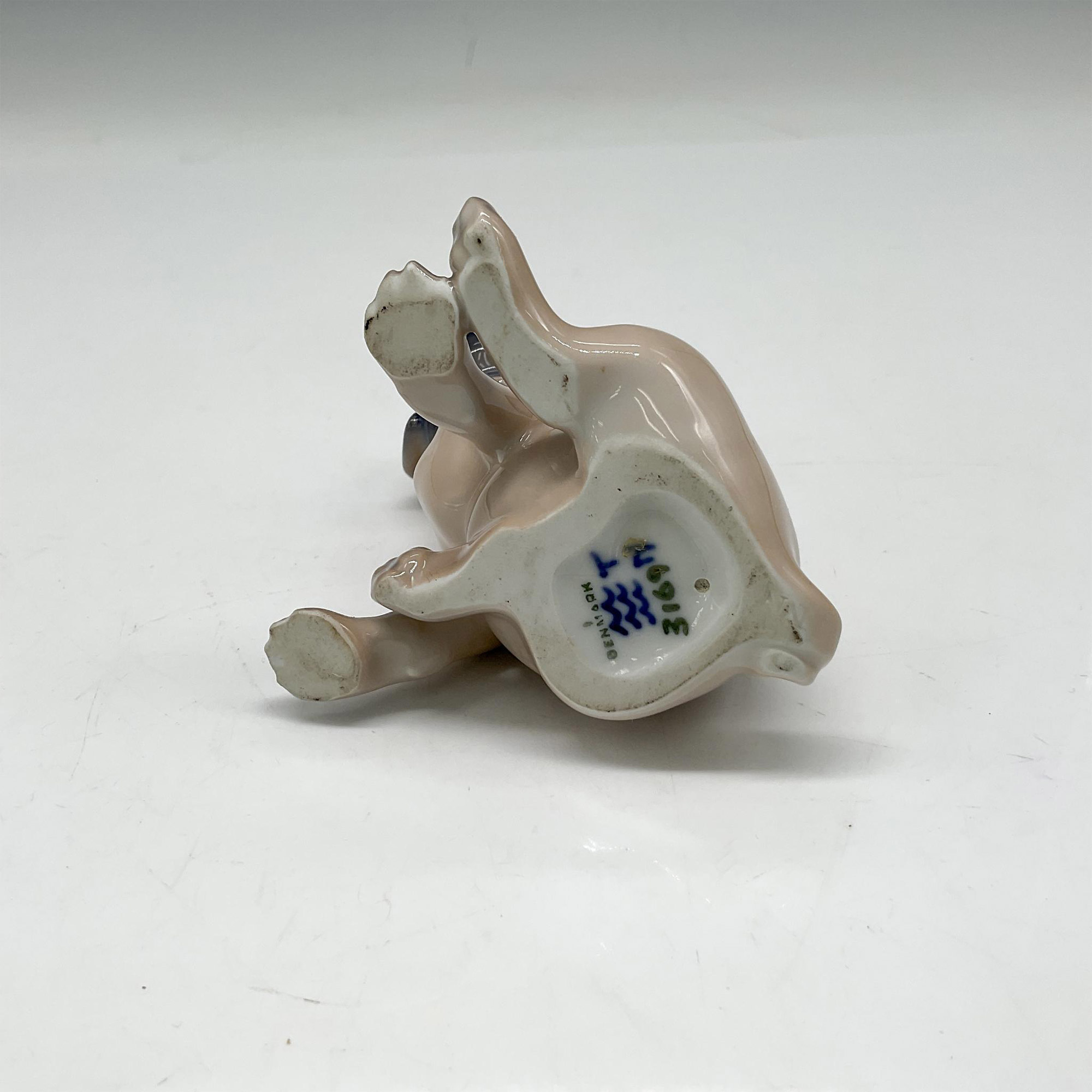 Royal Copenhagen Porcelain Dog Figurine, Sitting Pug Puppy - Image 3 of 3