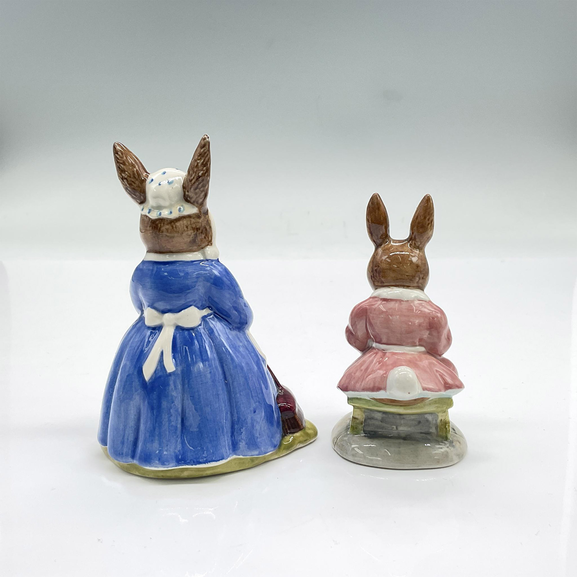 2pc Royal Doulton Figurines, Mrs Bunnykins + Buntie - Image 2 of 3