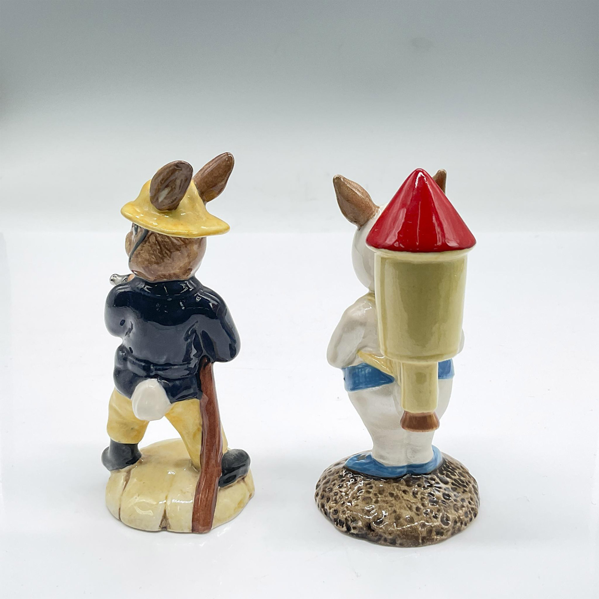 2pc Royal Doulton Bunnykins Figurines, Fireman + Rocket Man - Image 2 of 3