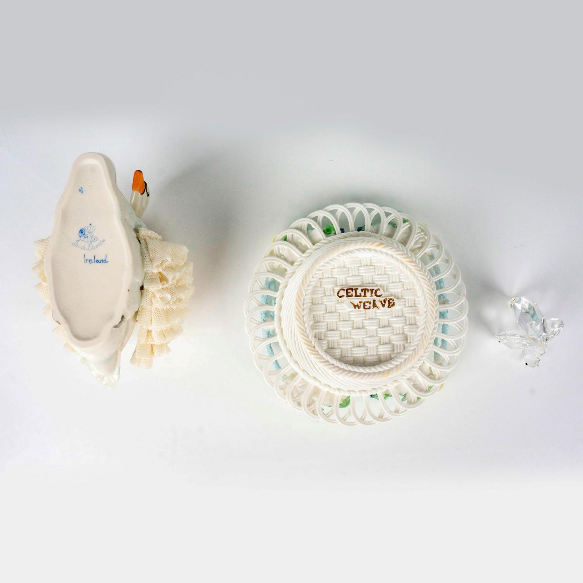 3pc Vintage Porcelain and Glass Decor - Bild 3 aus 3