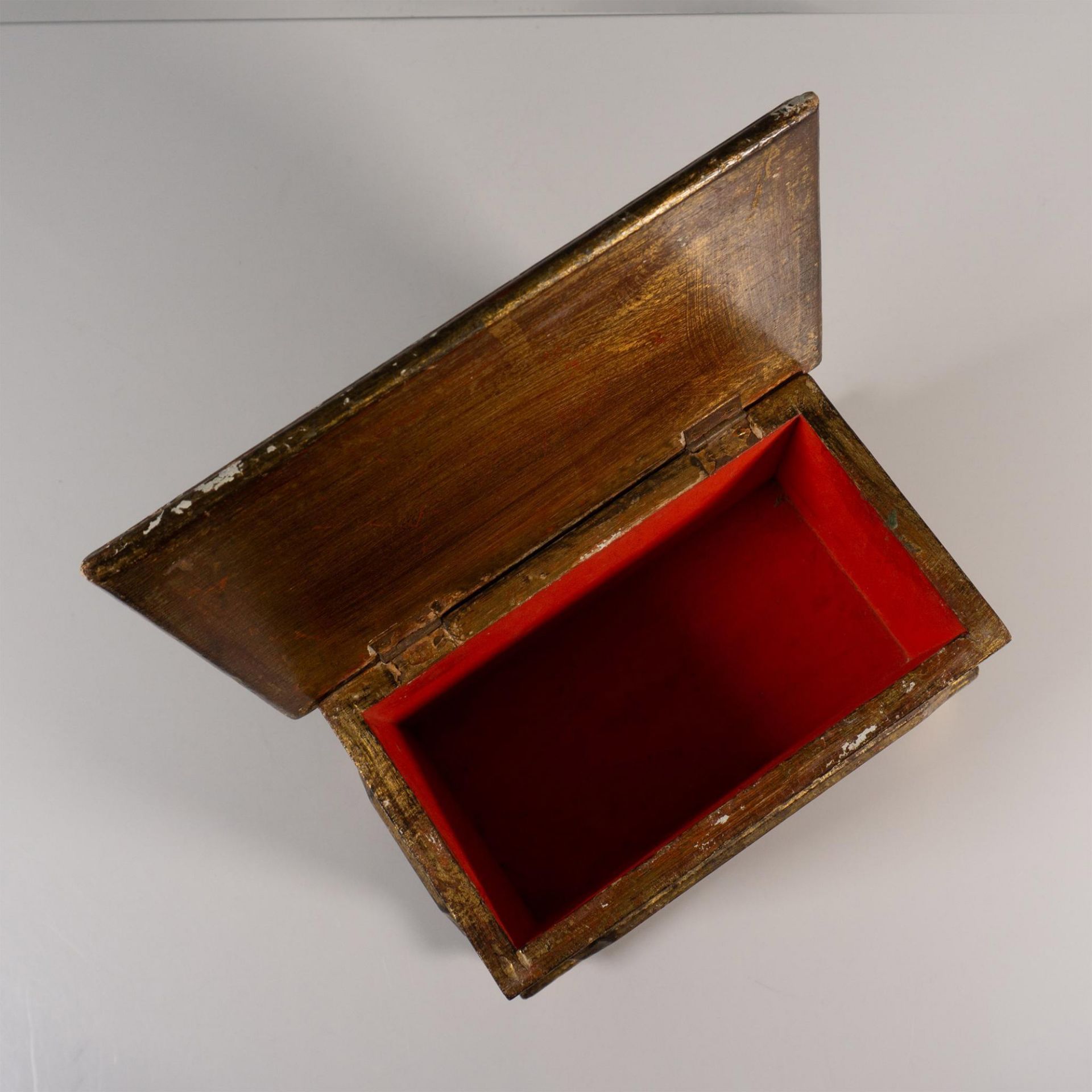 Vintage Gild Painted Wood Trinket/Jewelry Medium Box - Image 7 of 7