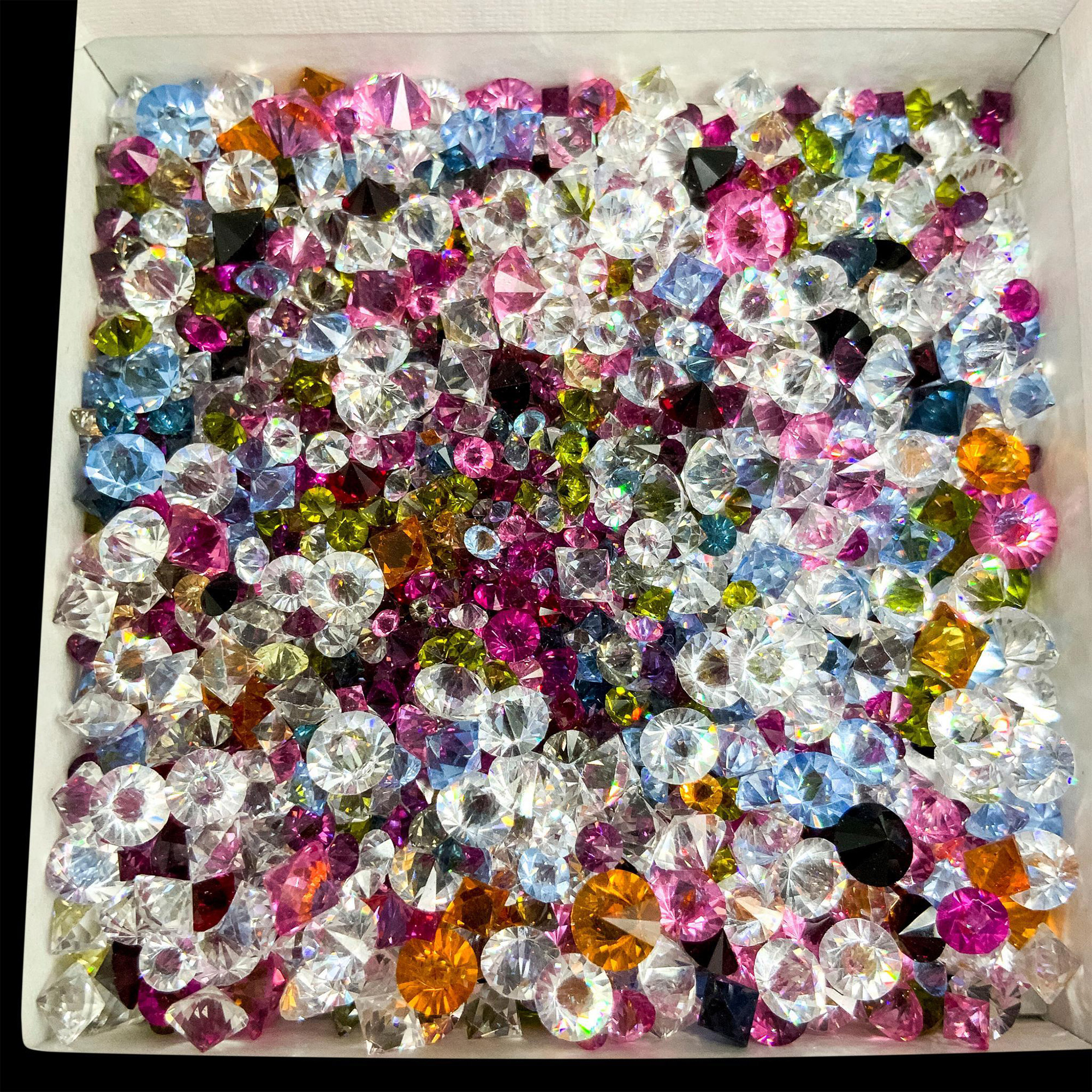 Swarovski Colorful Loose Crystals - Image 2 of 3