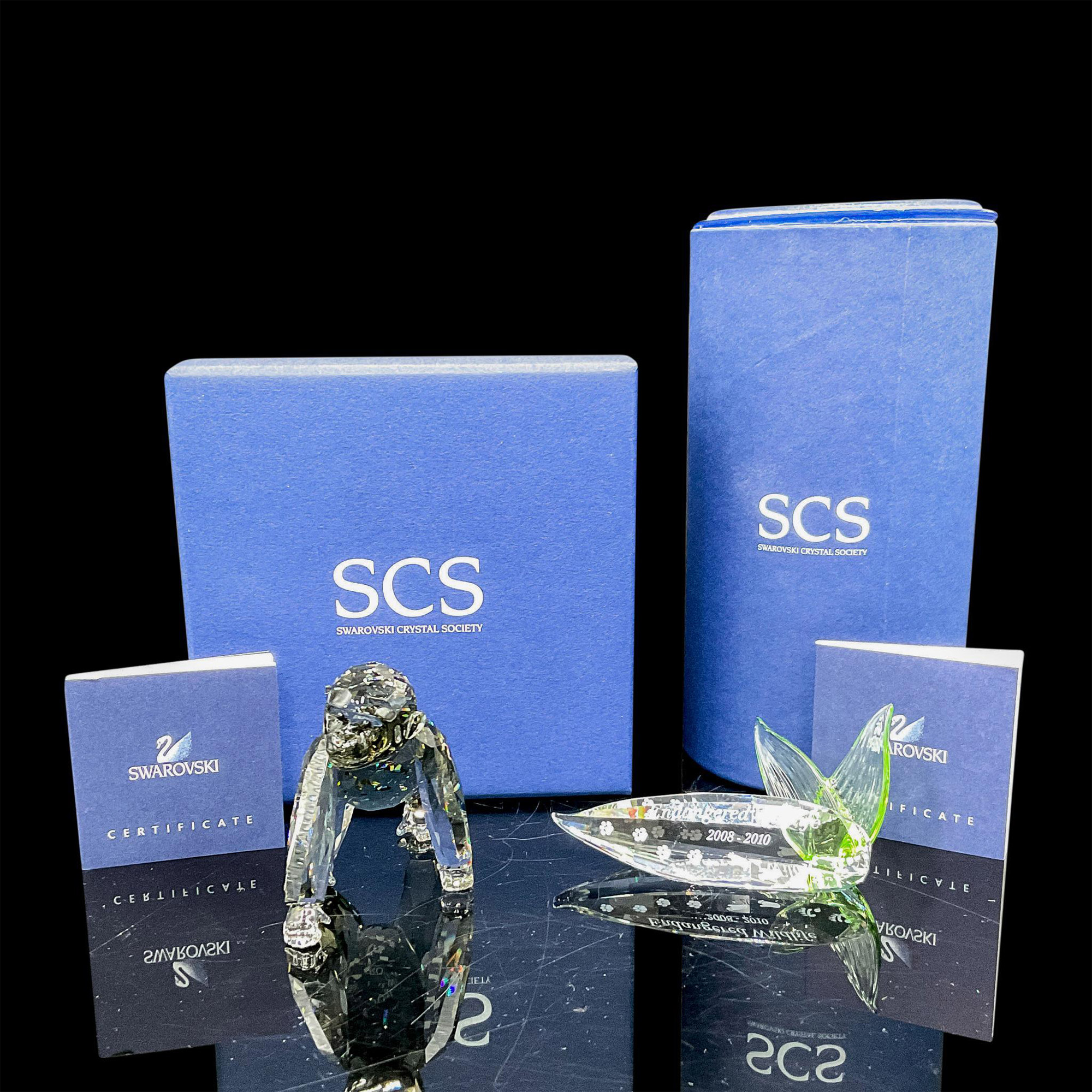 Swarovski Crystal Figurine + Plaque, Gorilla Cub - Image 5 of 5