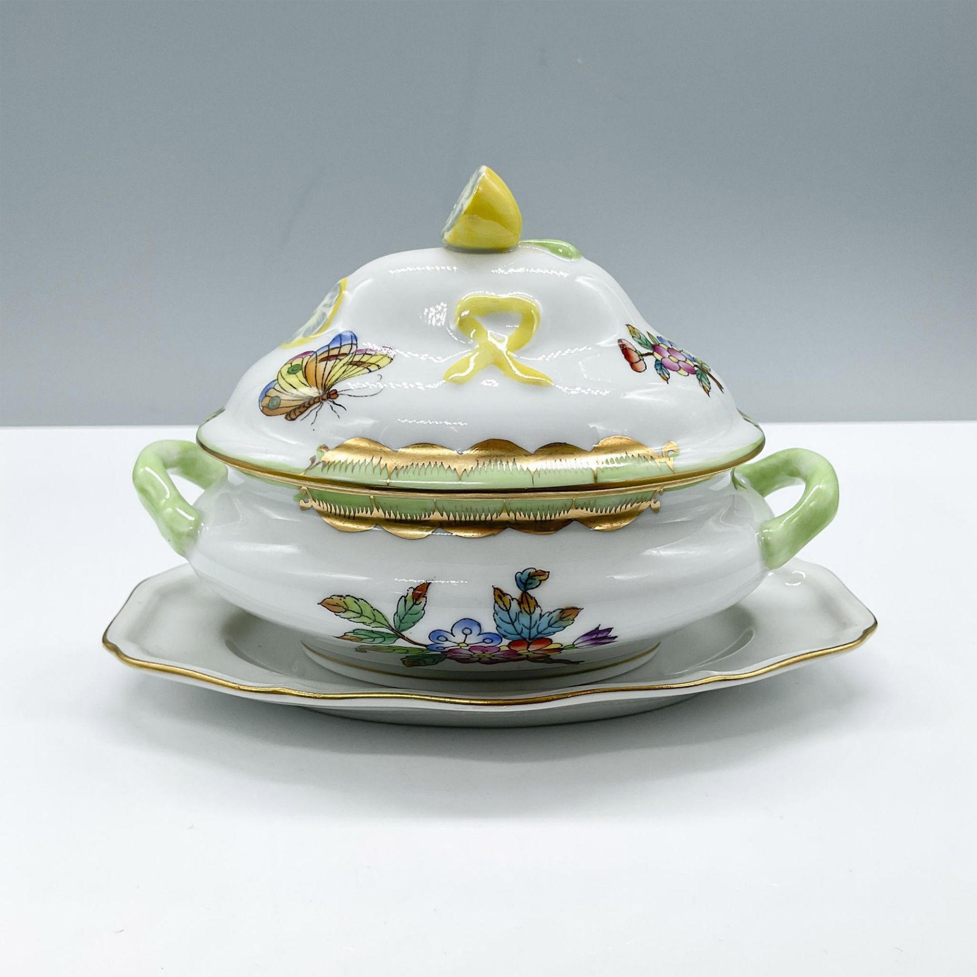 2pc Herend Porcelain Covered Sugar with Plate, Lemon 6017 - Image 2 of 4