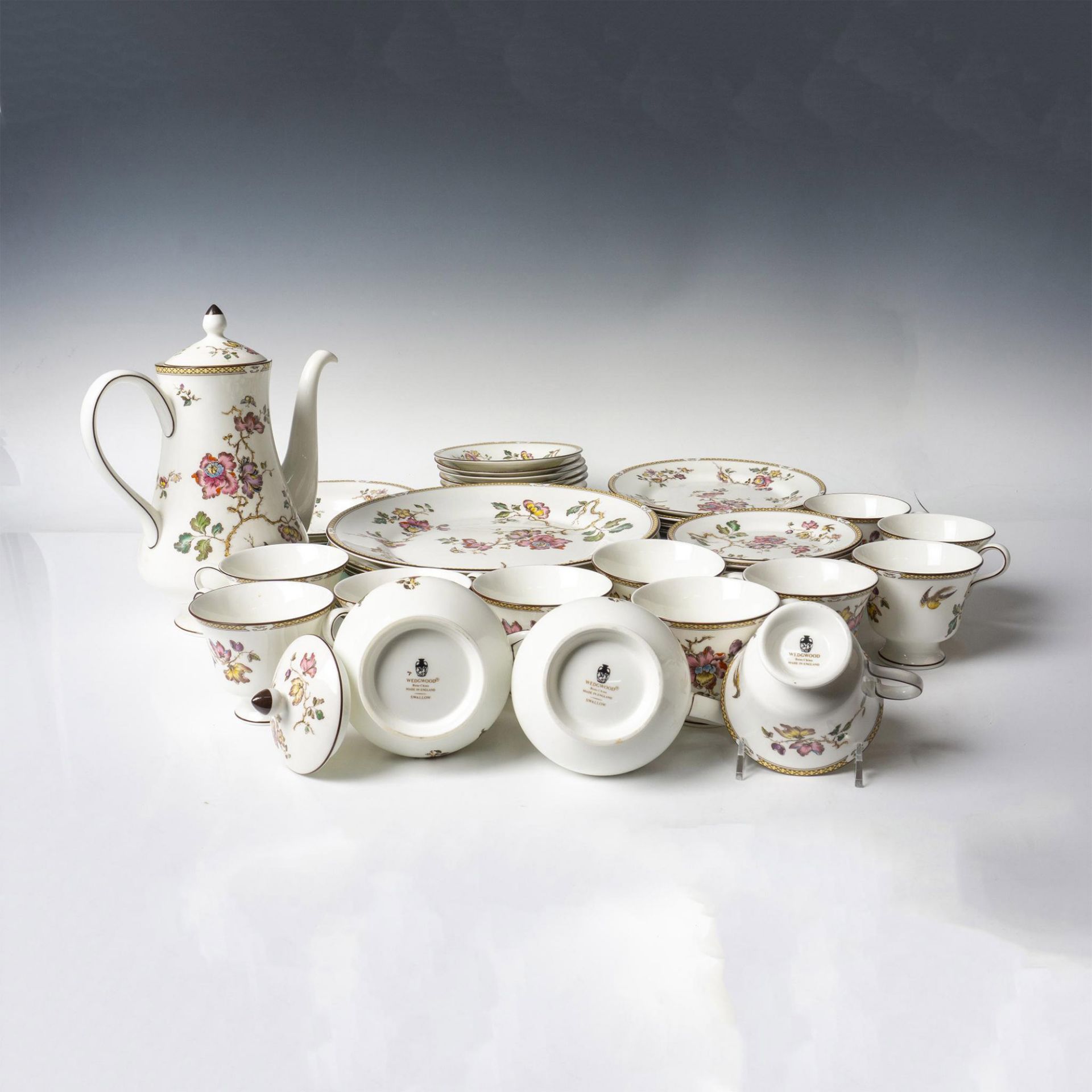 48pc Wedgwood Porcelain China Set, Swallow - Image 7 of 8