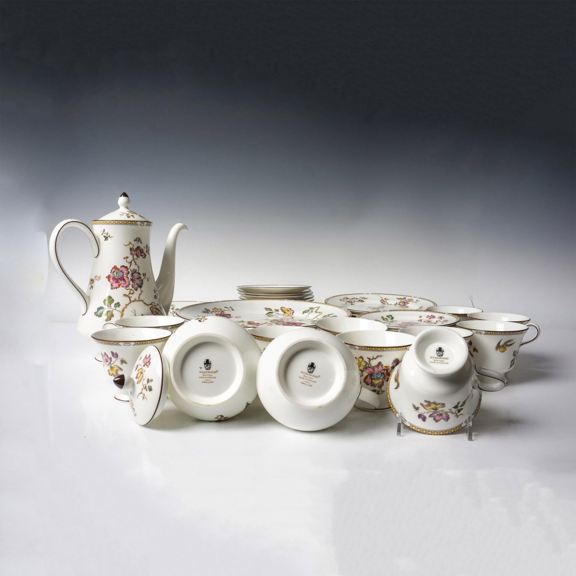 48pc Wedgwood Porcelain China Set, Swallow - Image 6 of 8