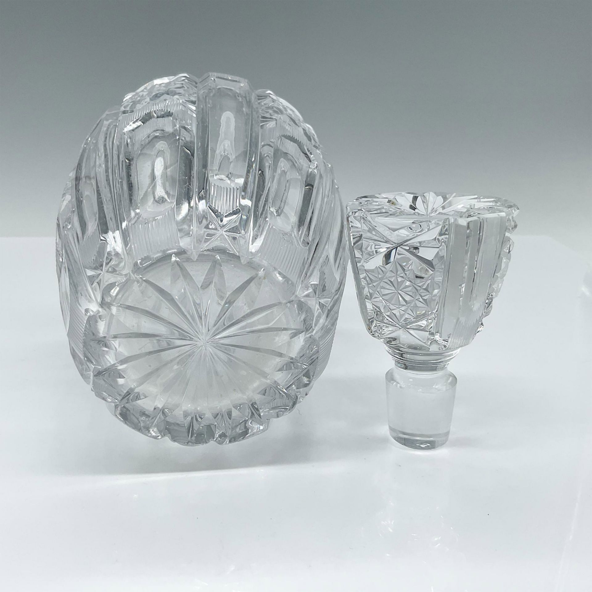 Cut Crystal Decanter and Stopper - Bild 3 aus 4