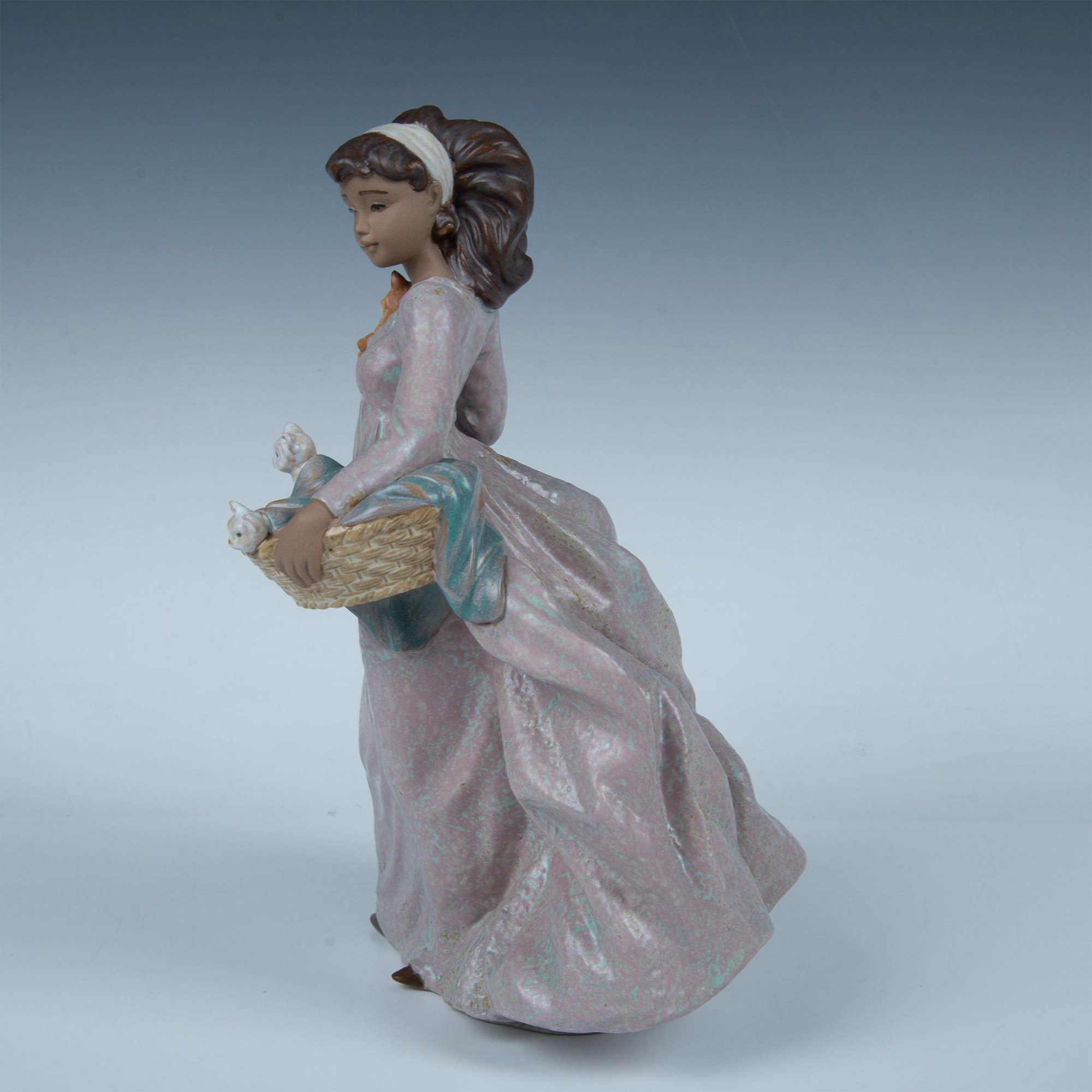 Basket of Fun 1012324 - Lladro Porcelain Figurine - Image 5 of 8