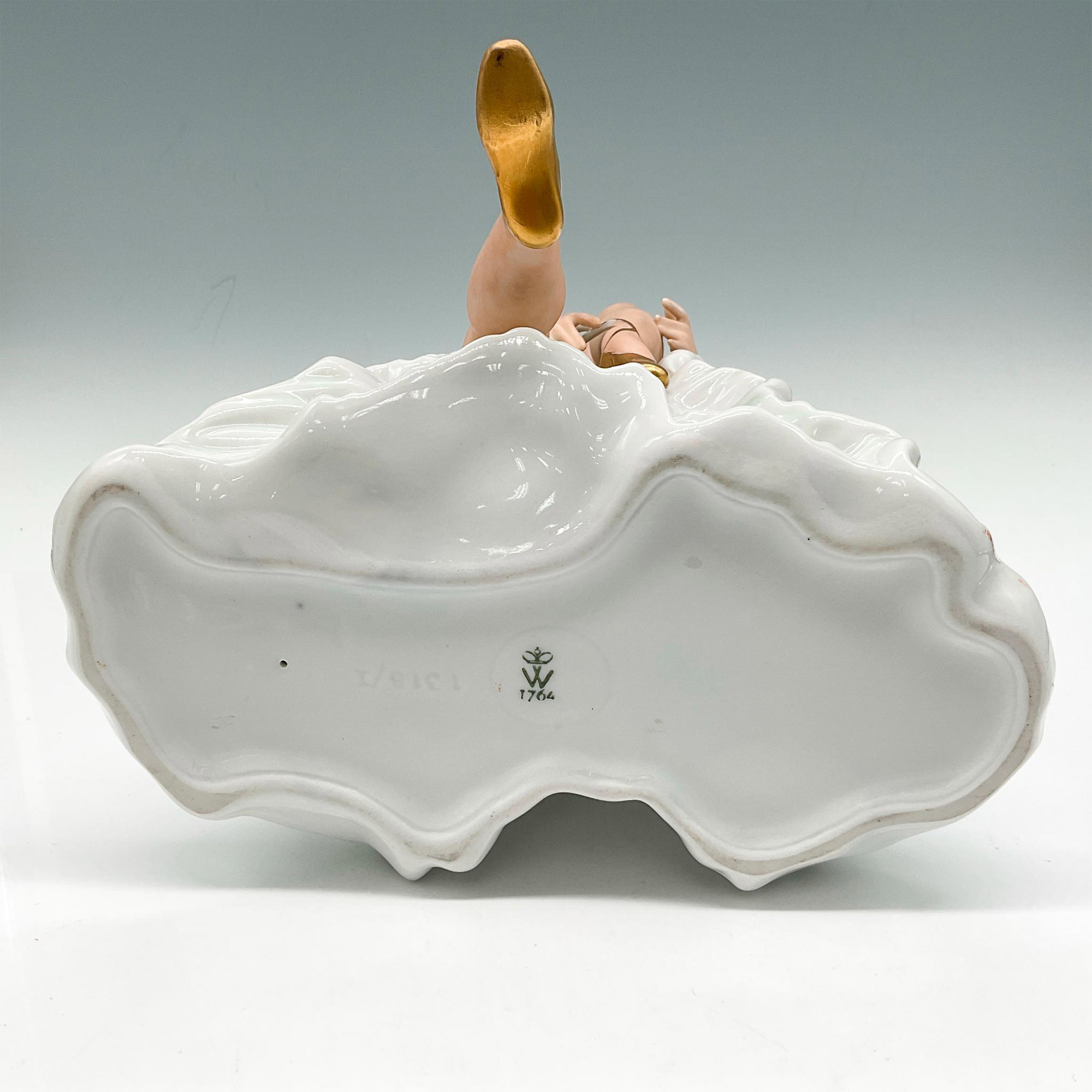 Vintage Wallendorf Porcelain Figurine, Ballerina - Image 3 of 3