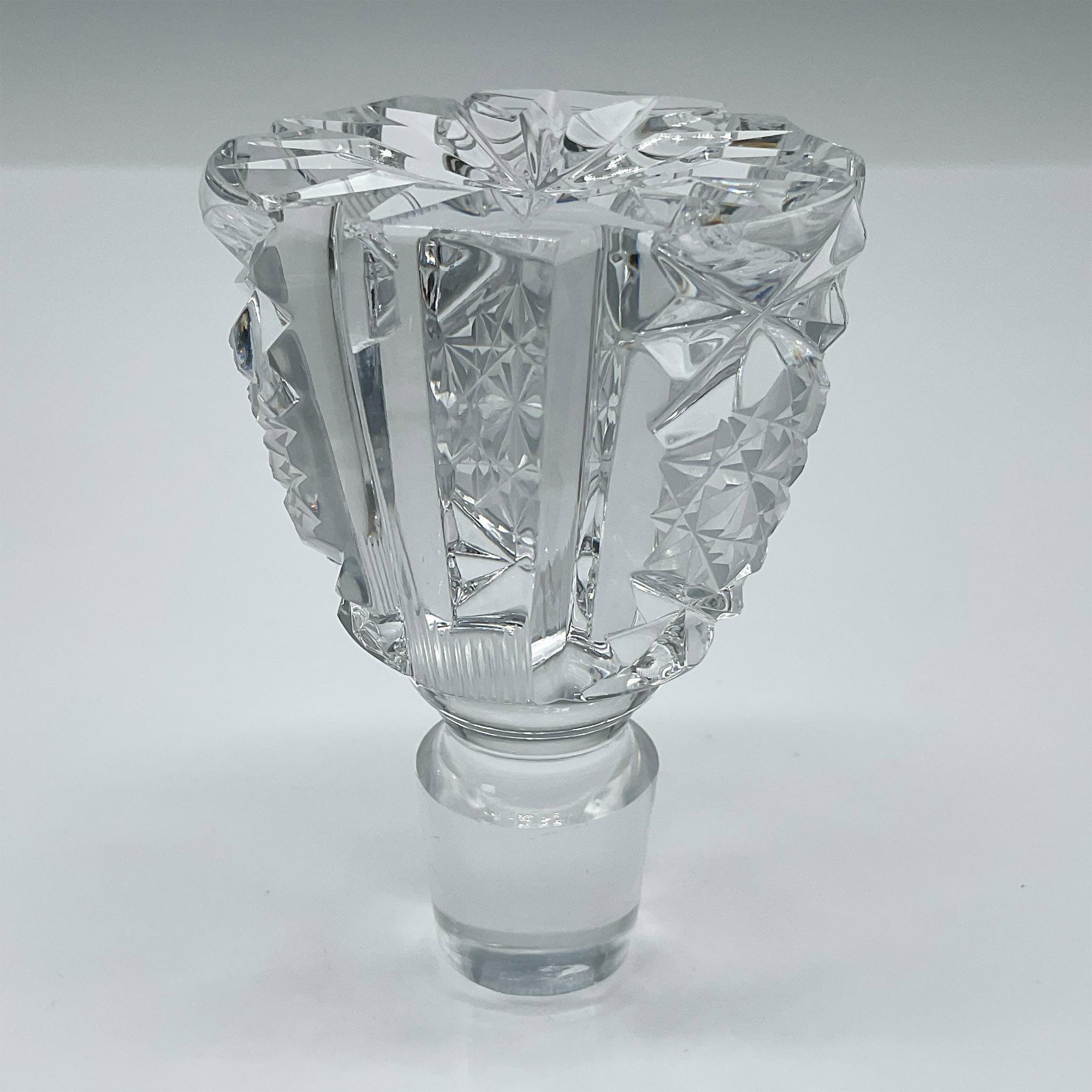 Cut Crystal Decanter and Stopper - Image 4 of 4