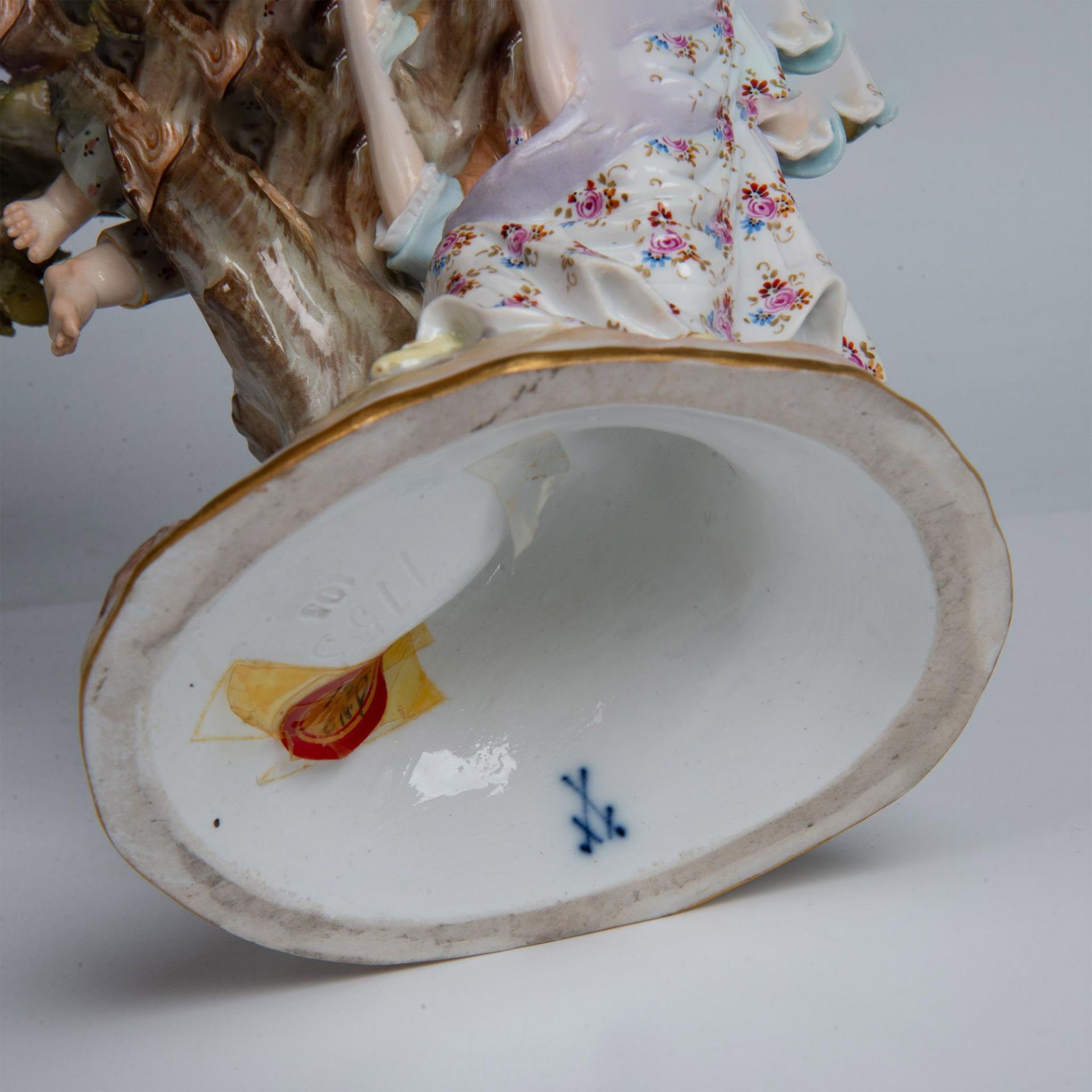 Pair of Meissen Porcelain Candle Holders, Egg Thieves - Bild 7 aus 9
