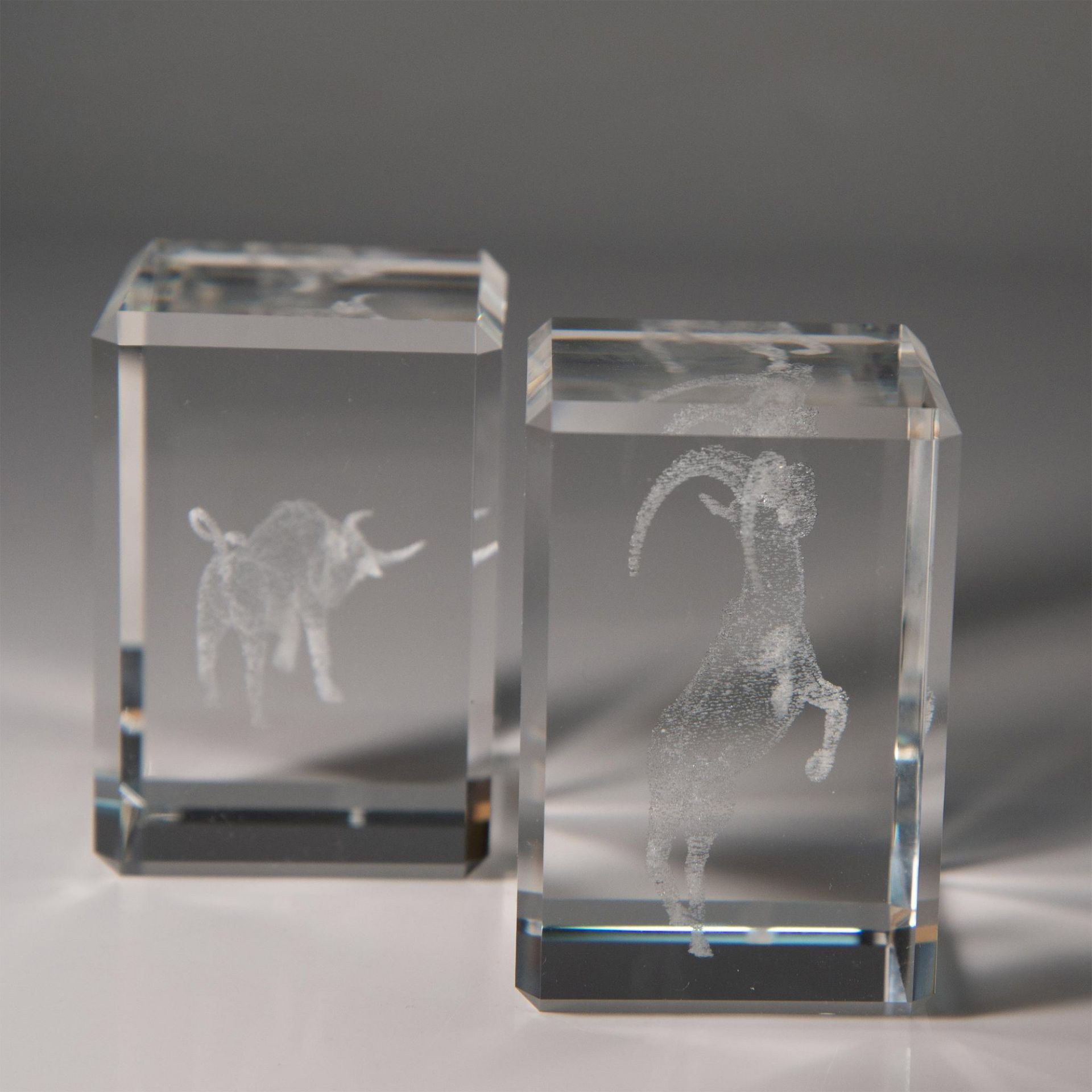 Pair of Ox and Goat Laser Paperweights - Image 3 of 4
