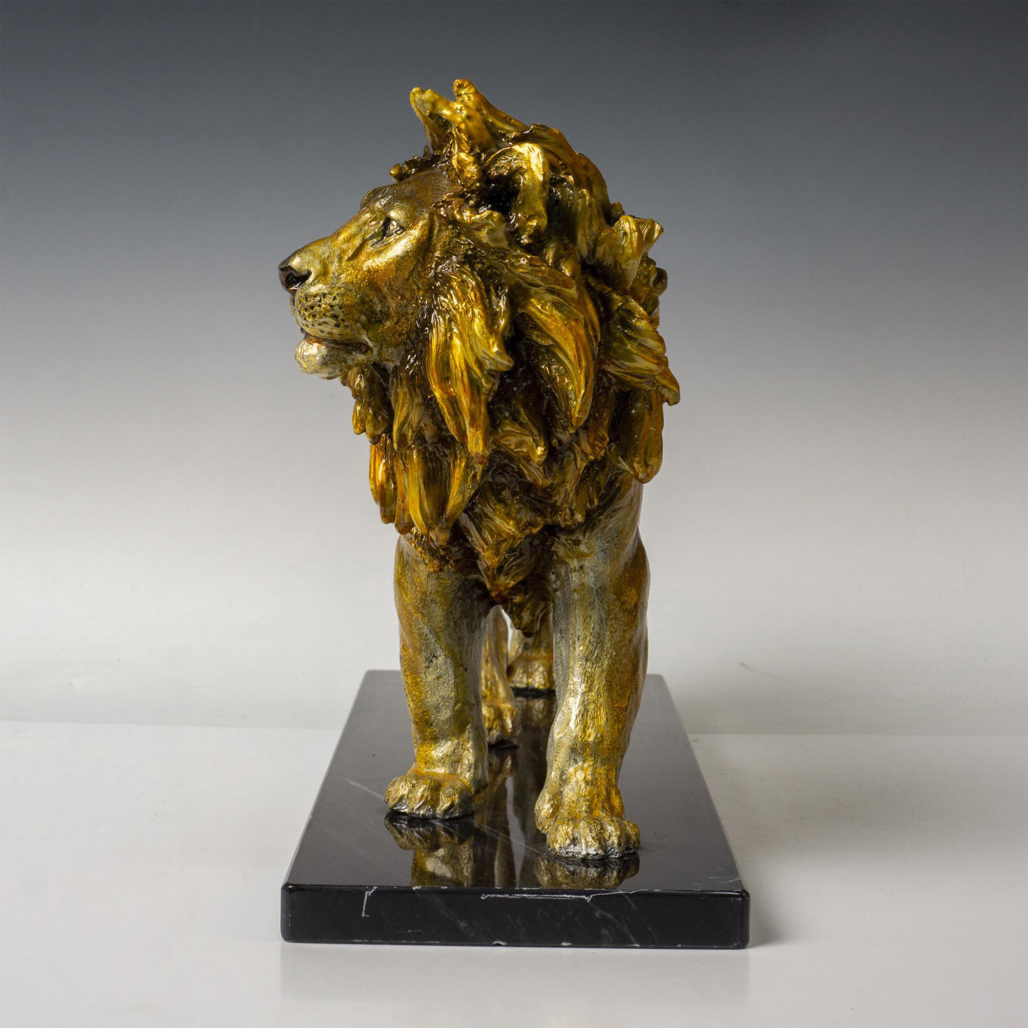 Large Metal Lion Sculpture on Marble Base - Image 2 of 4
