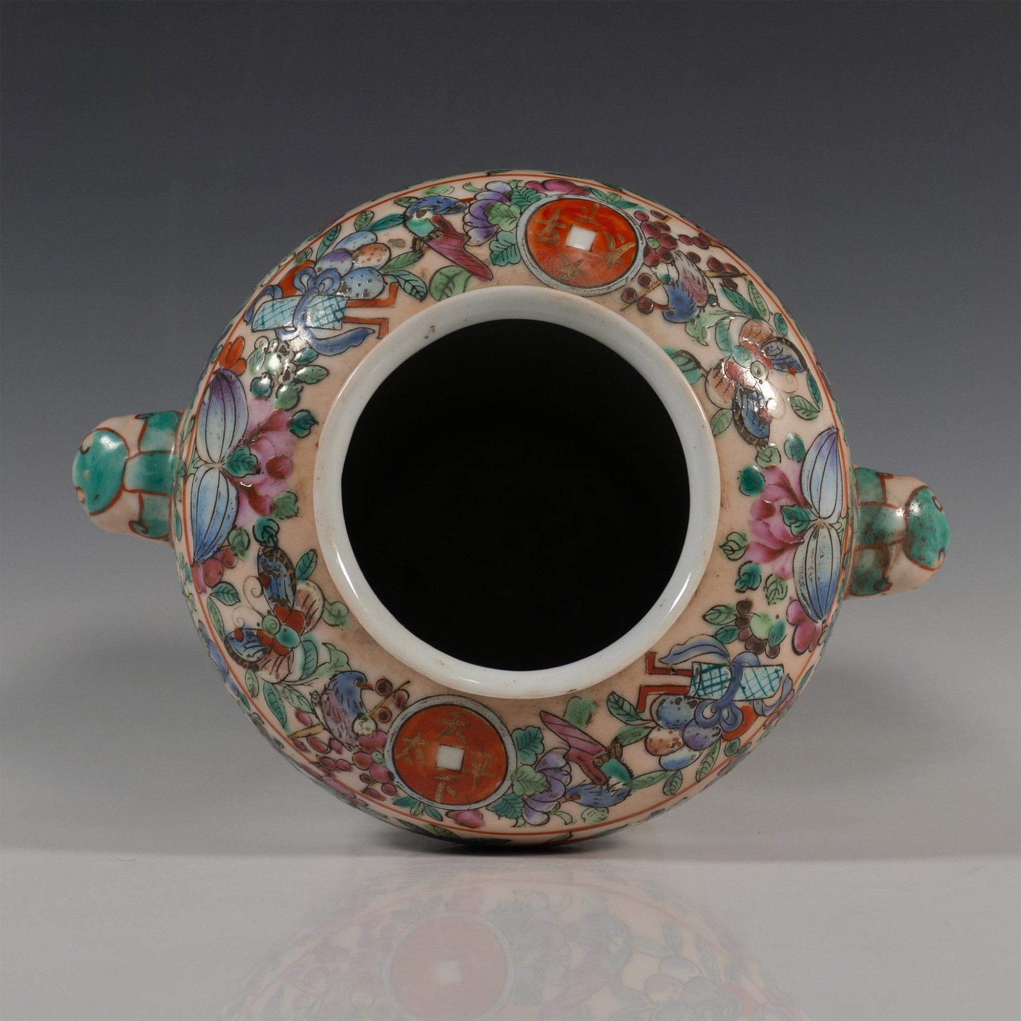 Large Original Chinese Hand Painted Porcelain Vase - Image 4 of 4