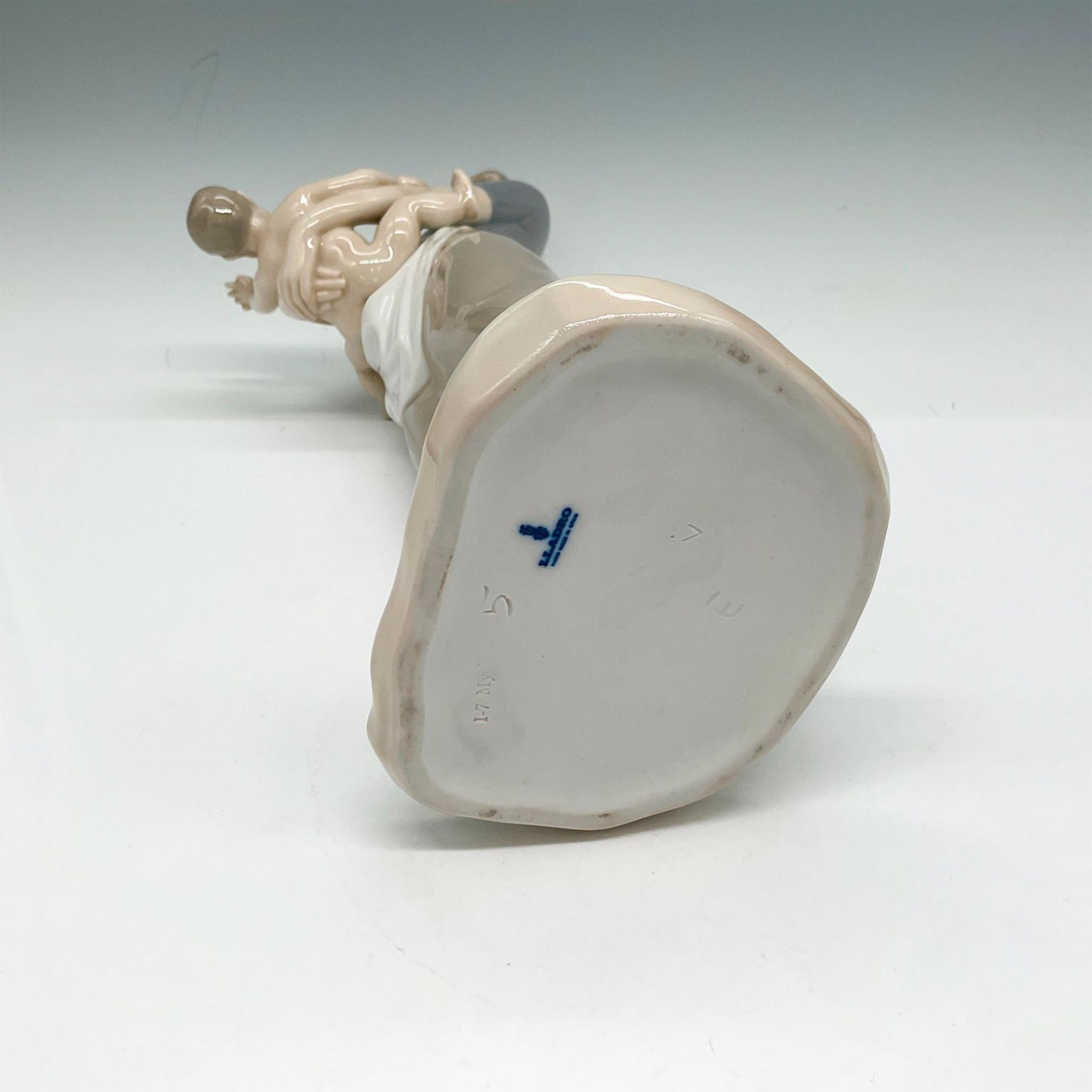 Mother and Child 1004575 - Lladro Porcelain Figurine - Bild 3 aus 3