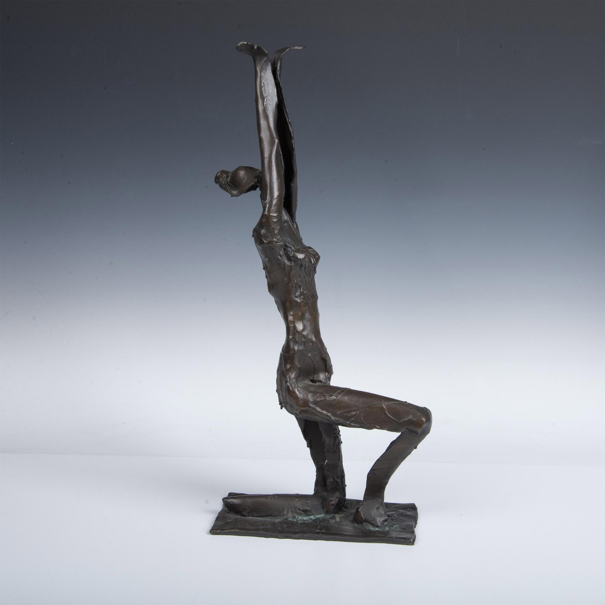 Bronze Sculpture, Lady on Bent Knee - Image 3 of 6
