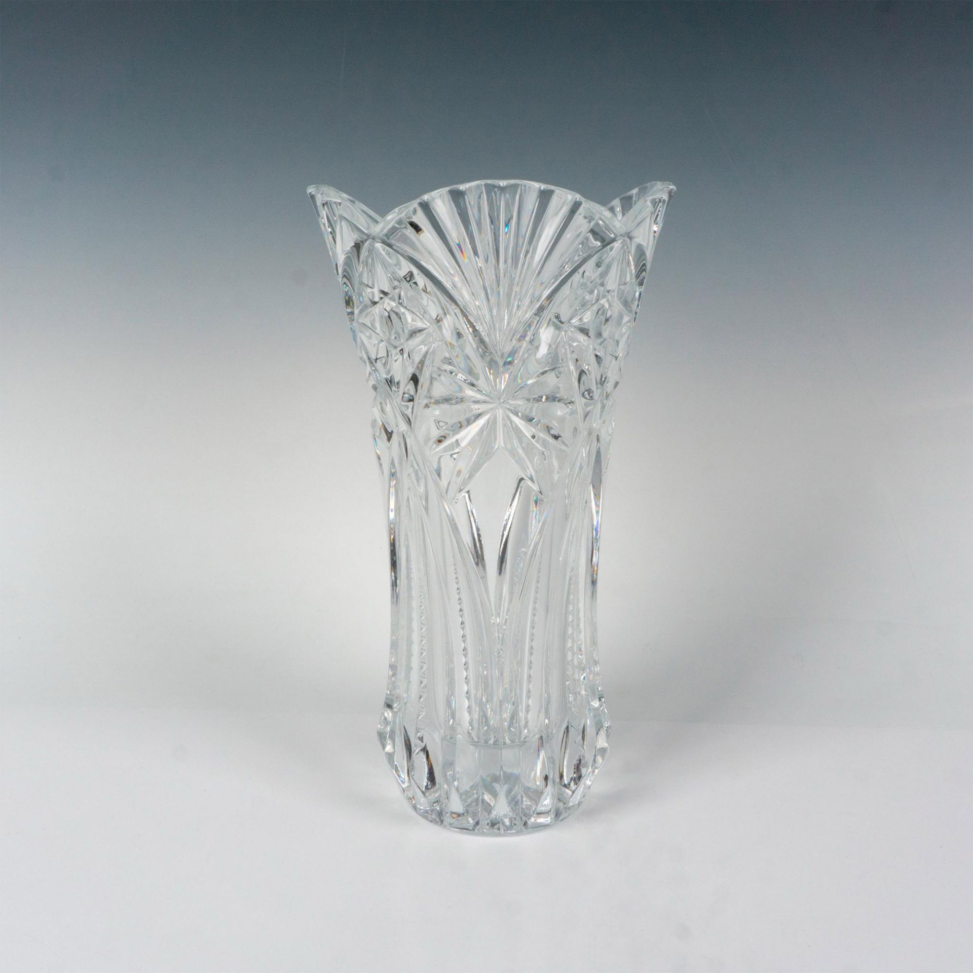 D'Arques Crystal Vase, Vincennes