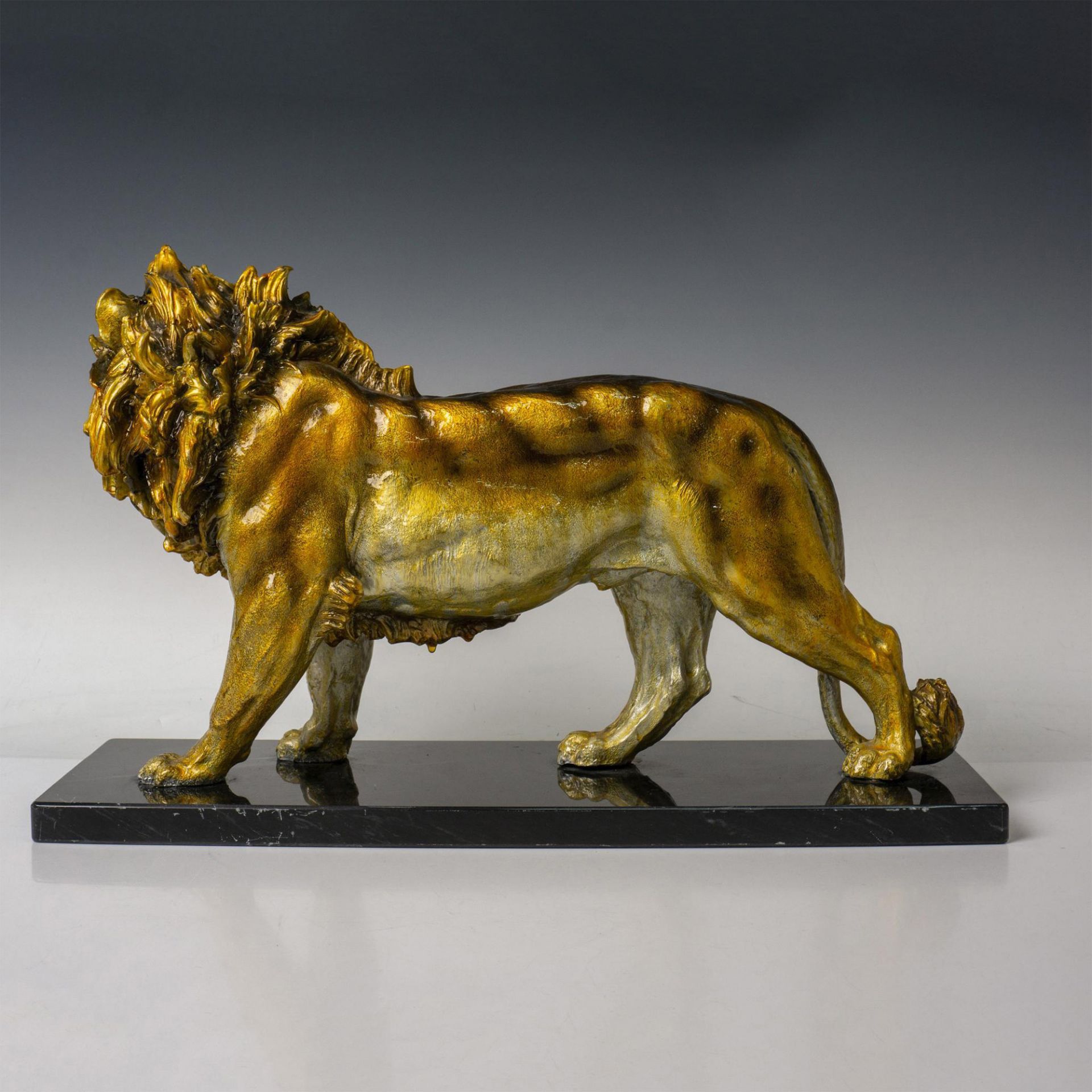 Large Metal Lion Sculpture on Marble Base - Image 3 of 4