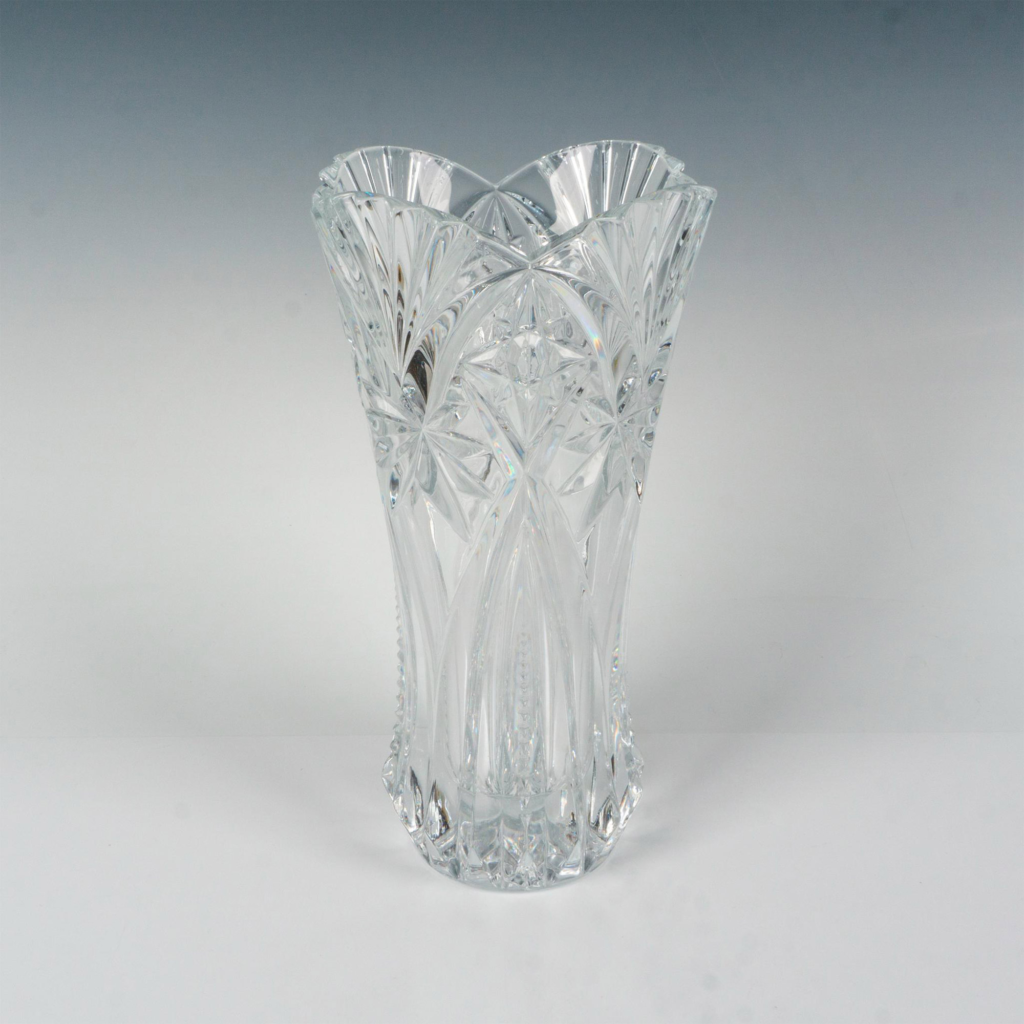 D'Arques Crystal Vase, Vincennes - Image 2 of 3