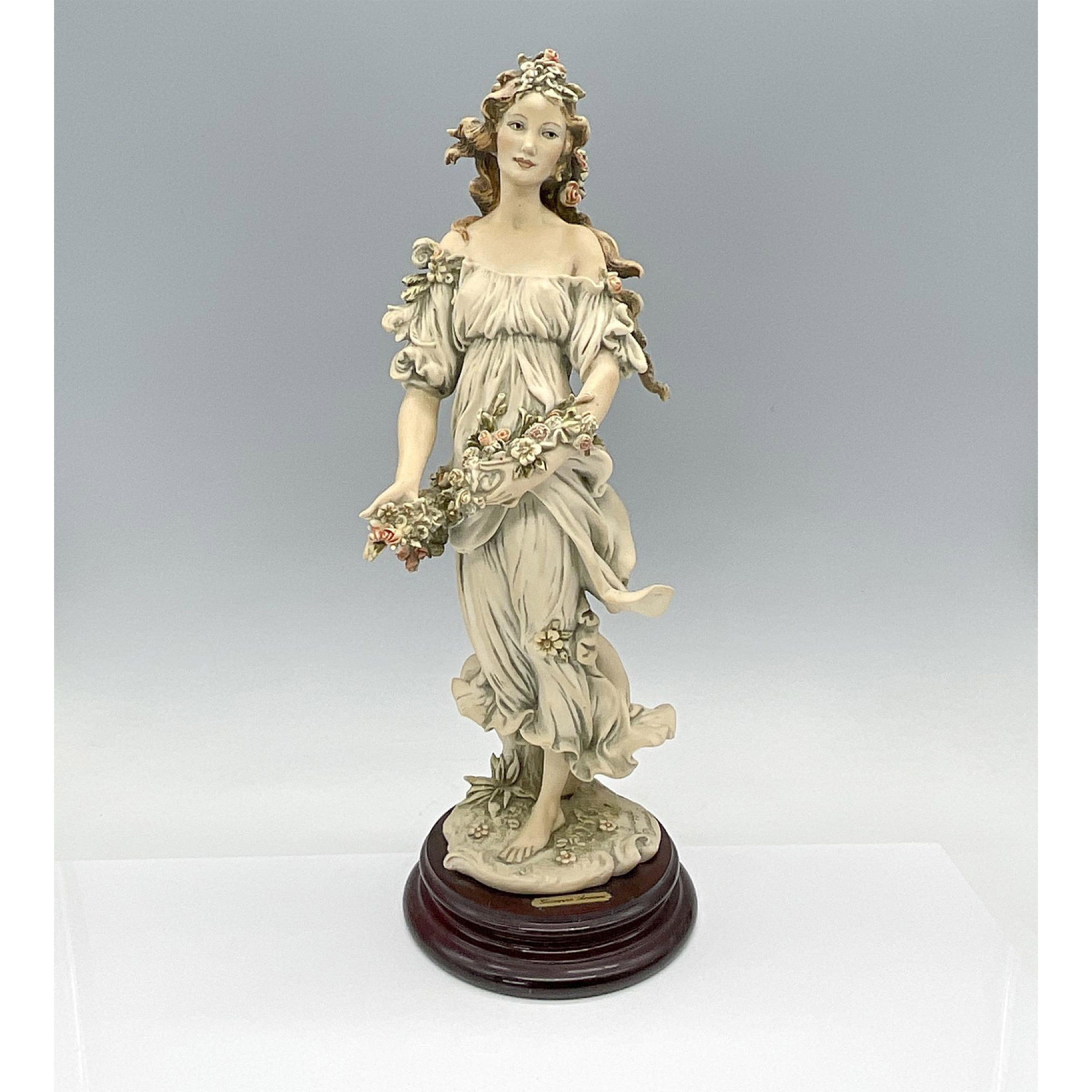 Members Only Giuseppe Armani Figurine, Flora