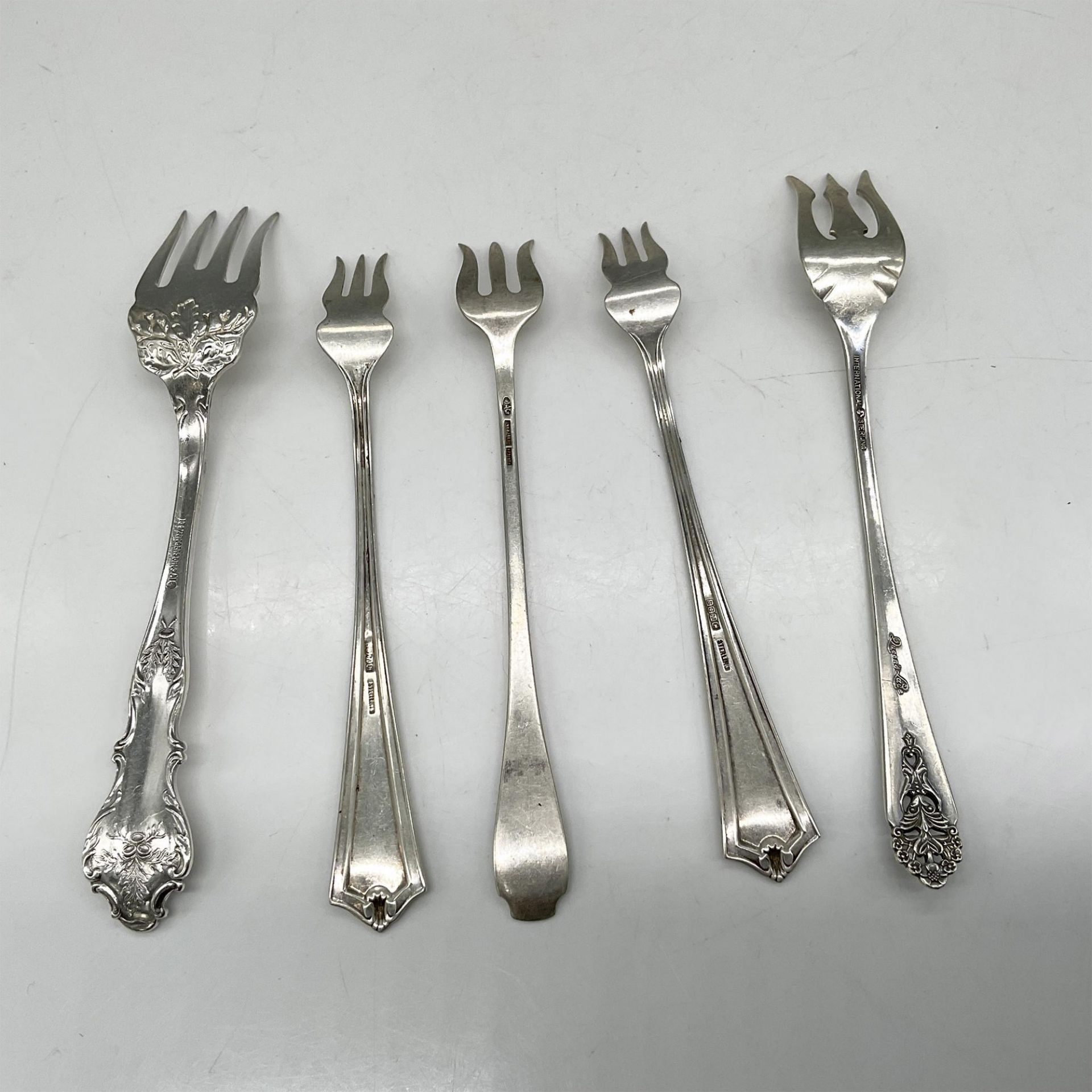 5pc Sterling Silver Hor d' Oeuvre Forks - Bild 3 aus 3