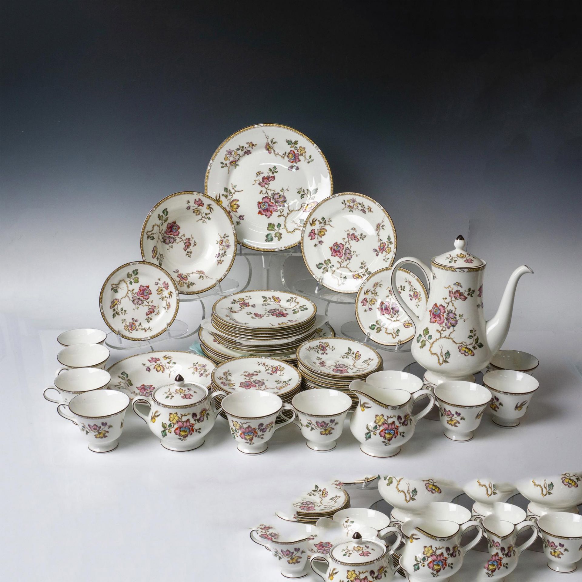 48pc Wedgwood Porcelain China Set, Swallow - Image 2 of 8