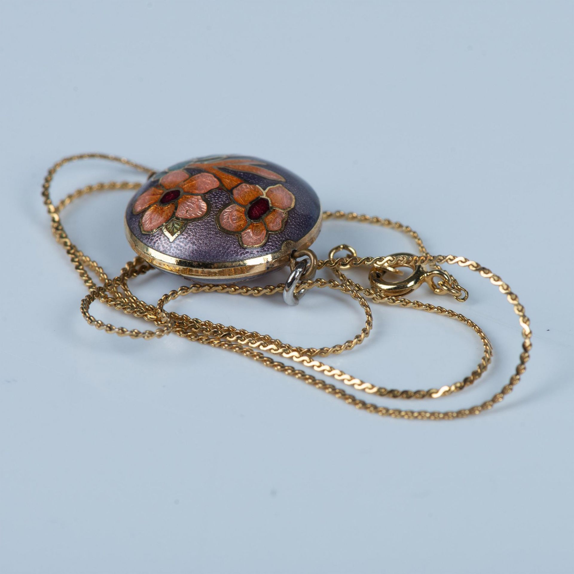 Vintage Delicate Cloisonne Flower Necklace - Image 4 of 4