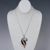Sterling Silver and Baltic Amber Pendant Necklace