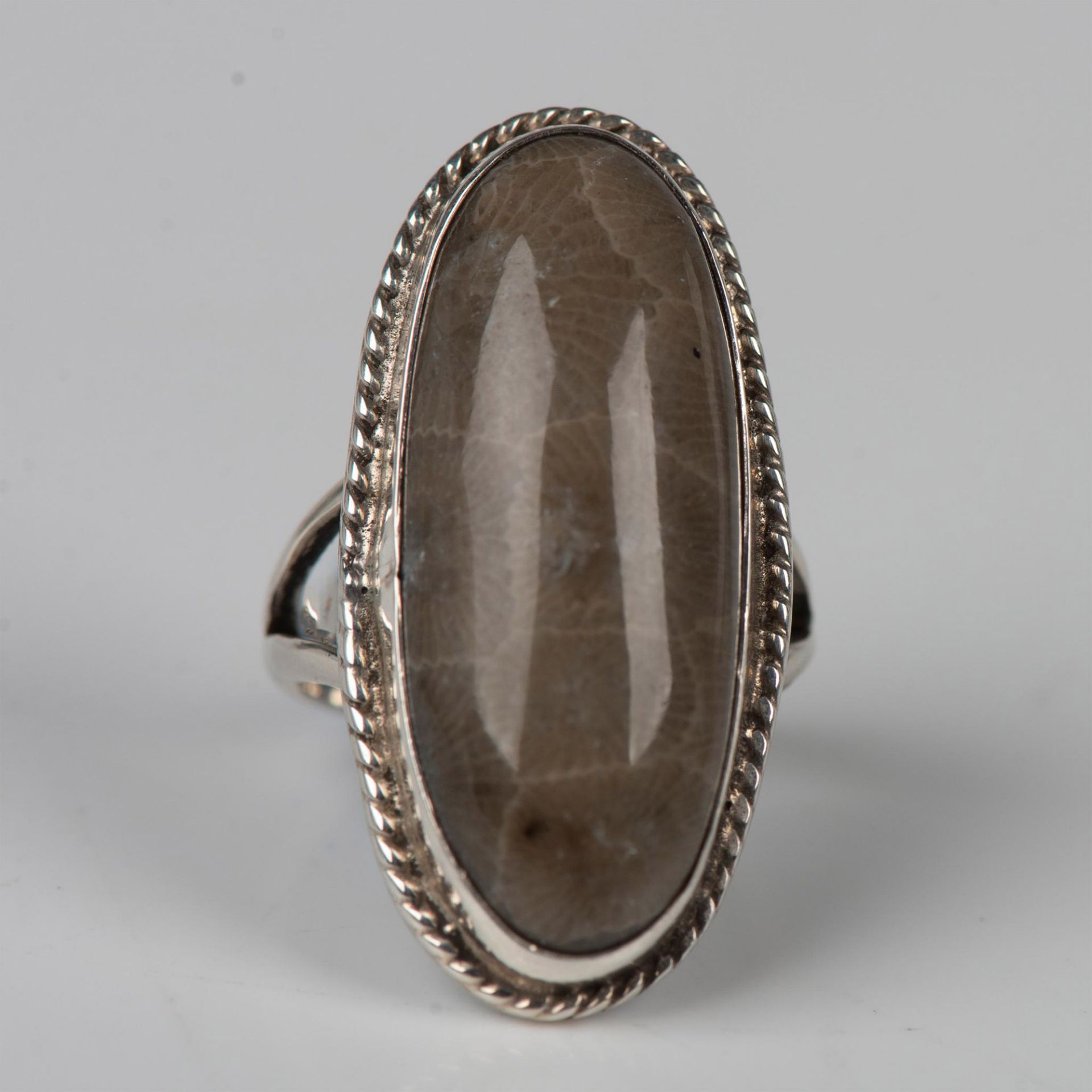 3pc Sterling Petoskey Stone Watch, Clip-On Earrings, & Ring - Bild 3 aus 7
