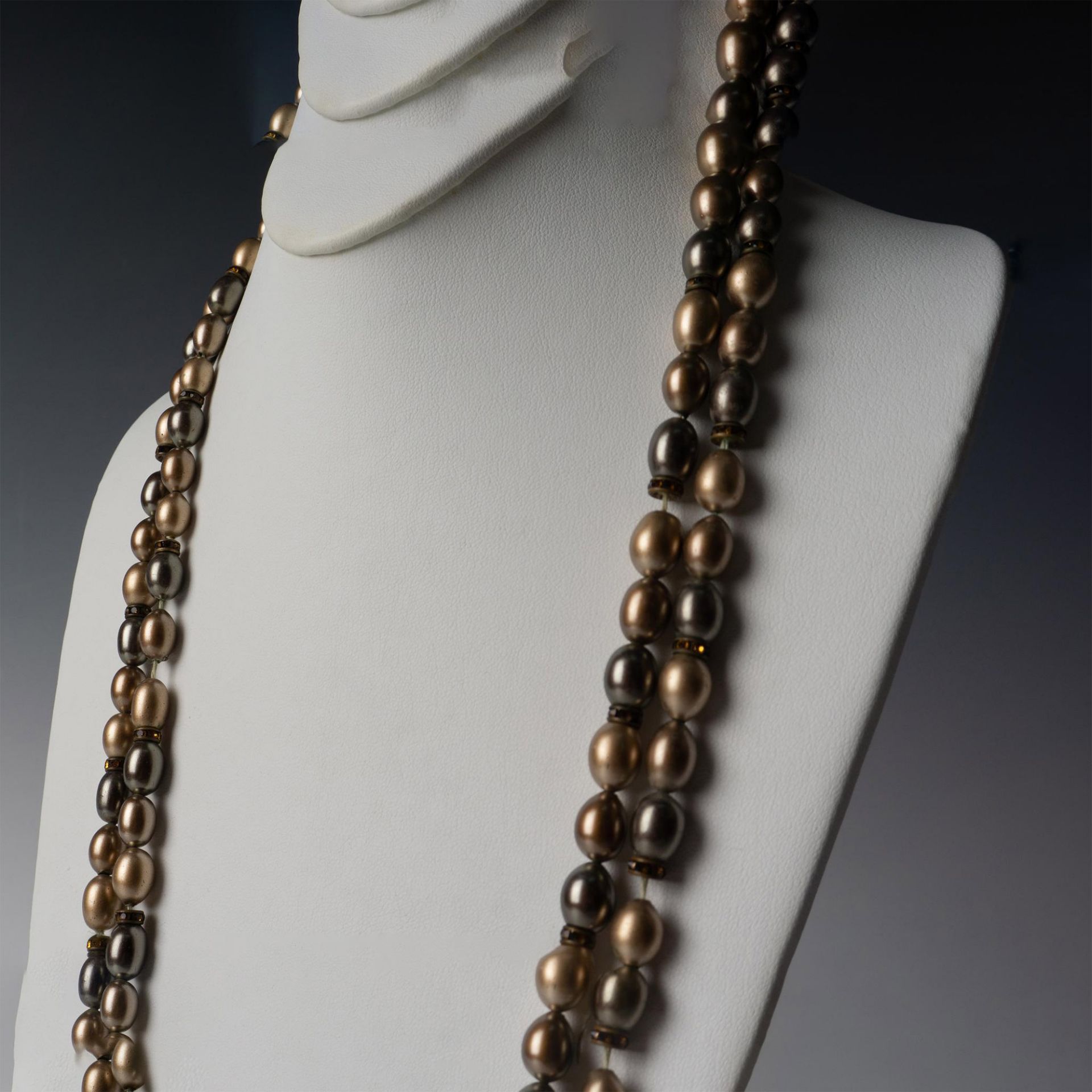 Beautiful Trifari Brown Faux Pearl and Rhinestone Necklace - Image 2 of 4