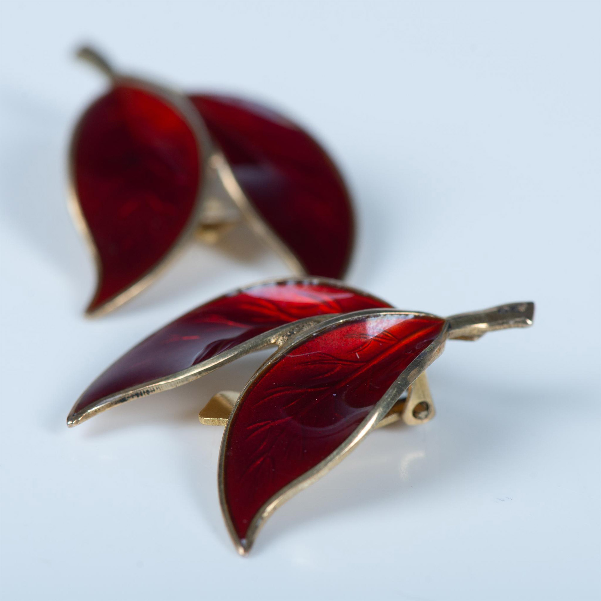 David Andersen Red Enamel & Sterling Leaf Clip-On Earrings - Image 3 of 3