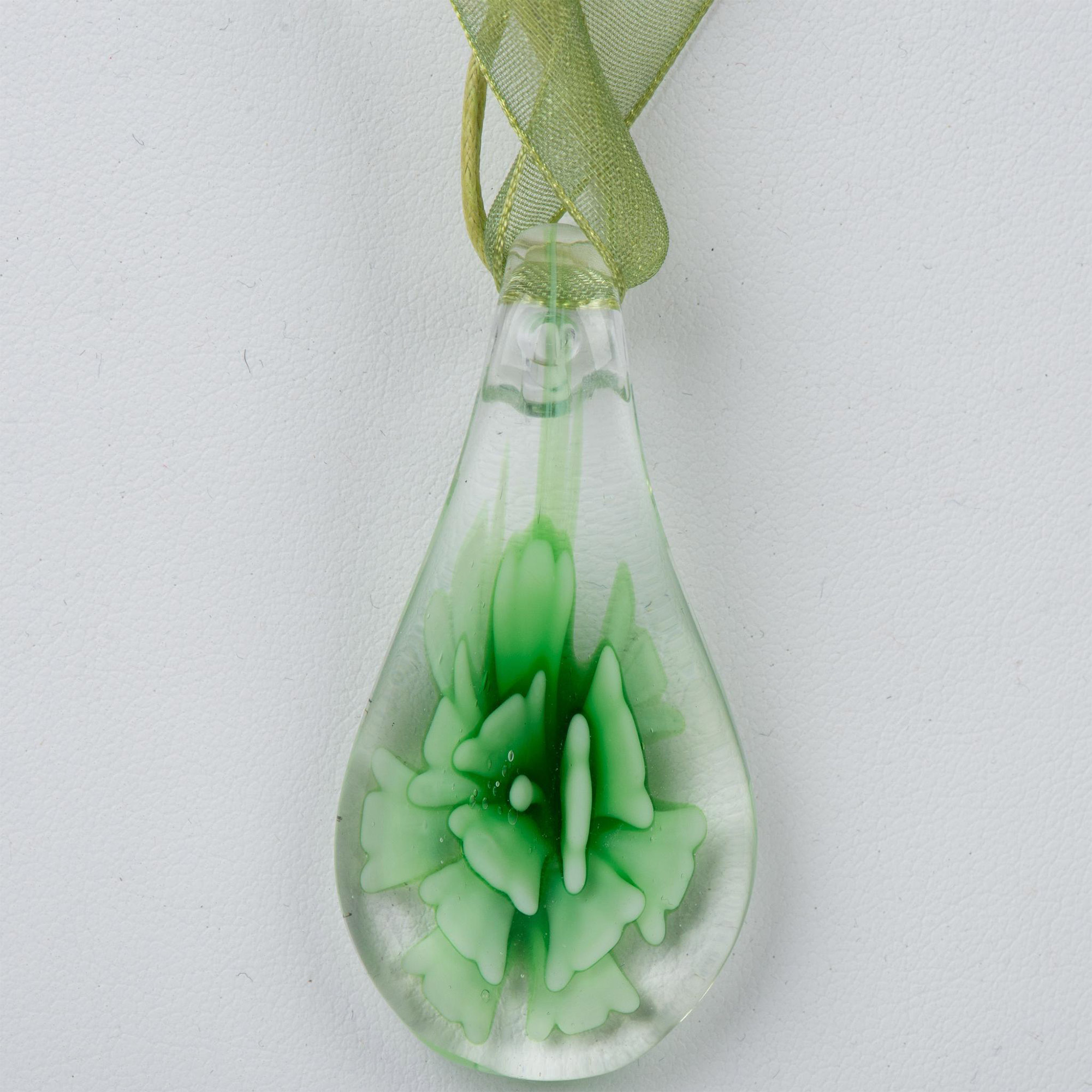 3pc Blown Glass Flower Pendant Necklaces - Image 5 of 8