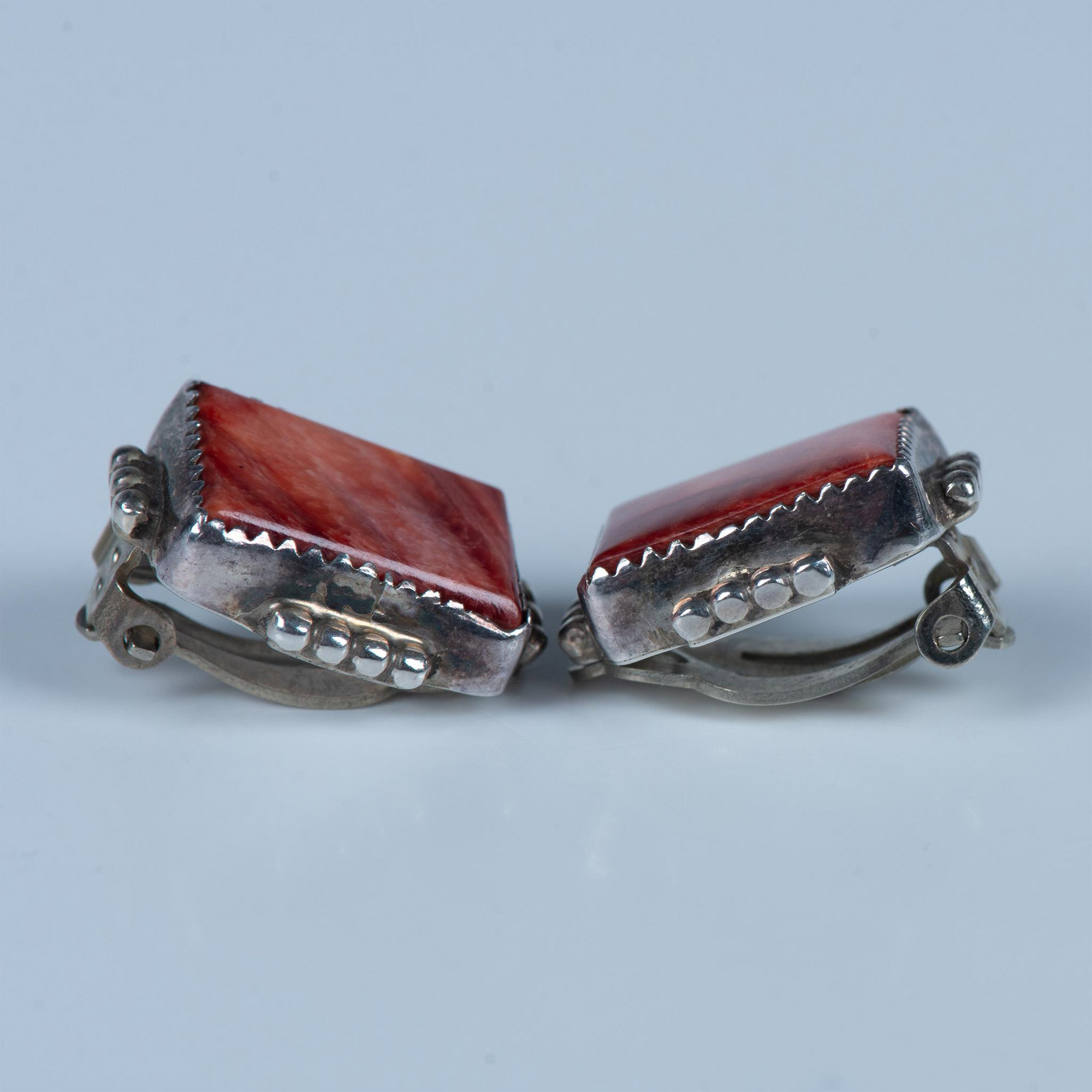 Tommy Jackson Navajo Sterling & Spiny Oyster Clip Earrings - Image 3 of 3