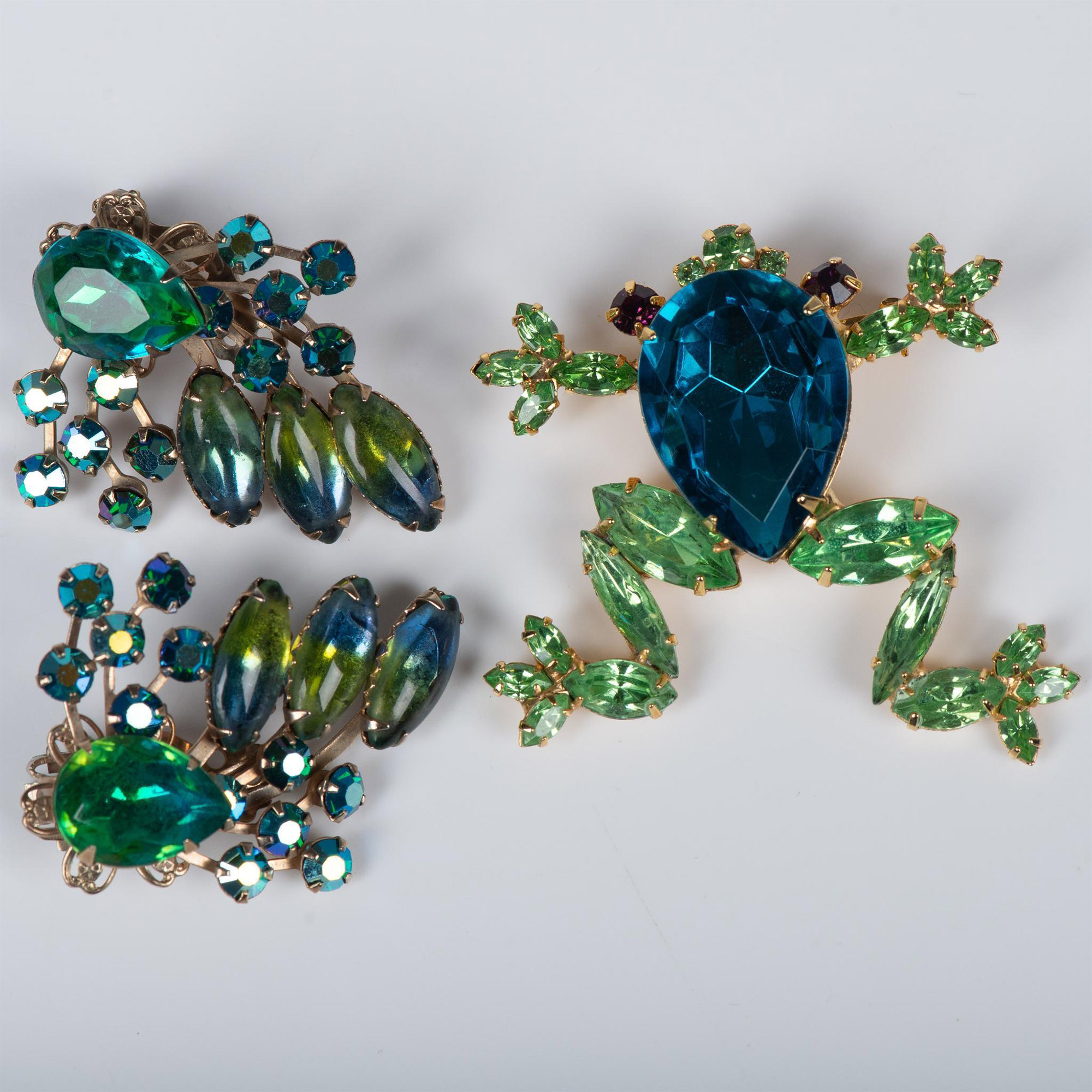 3pc Rhinestone Frog Brooch and Earrings - Image 3 of 5