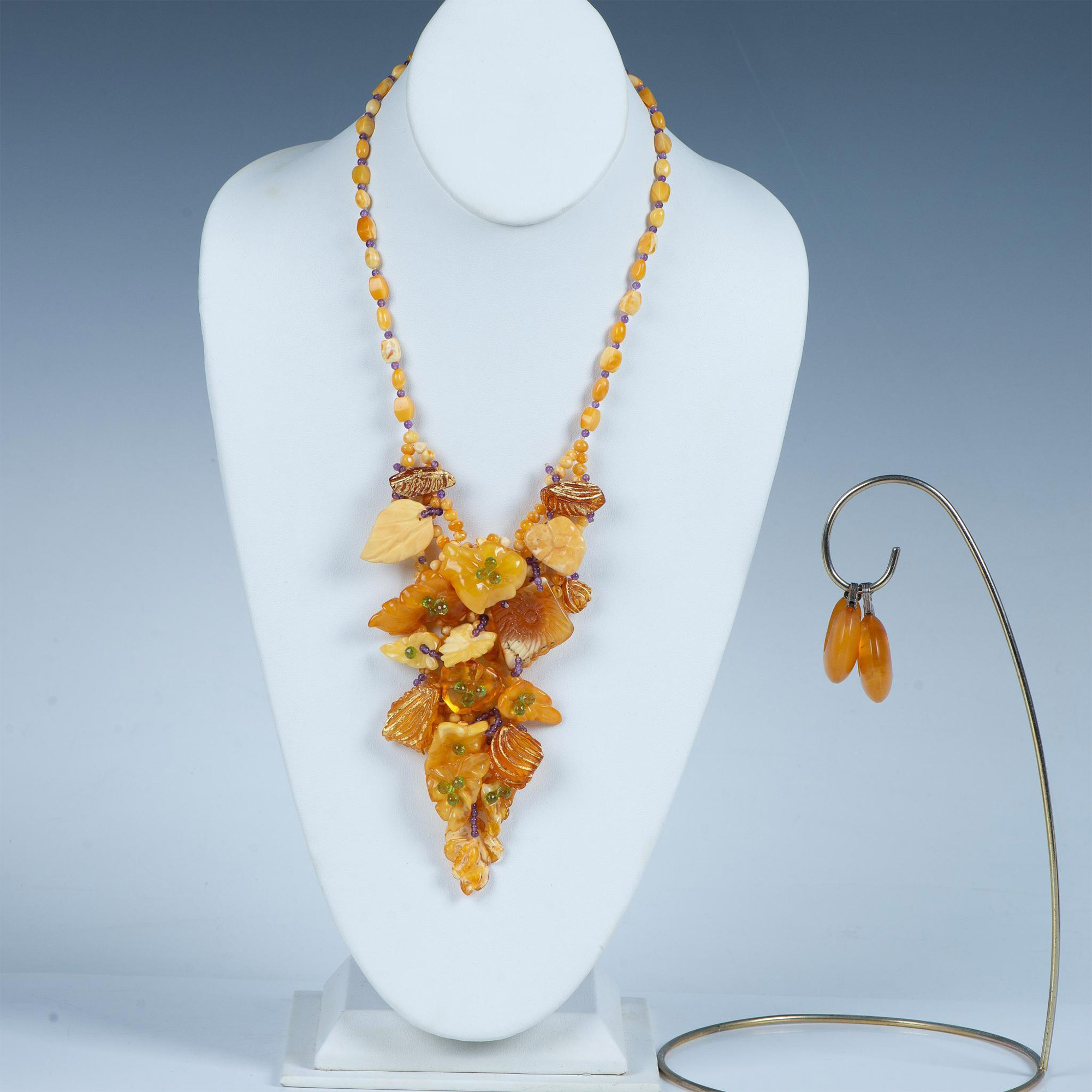 3pc Bakelite & Lucite Floral Necklace & Hoop Earrings - Image 2 of 8