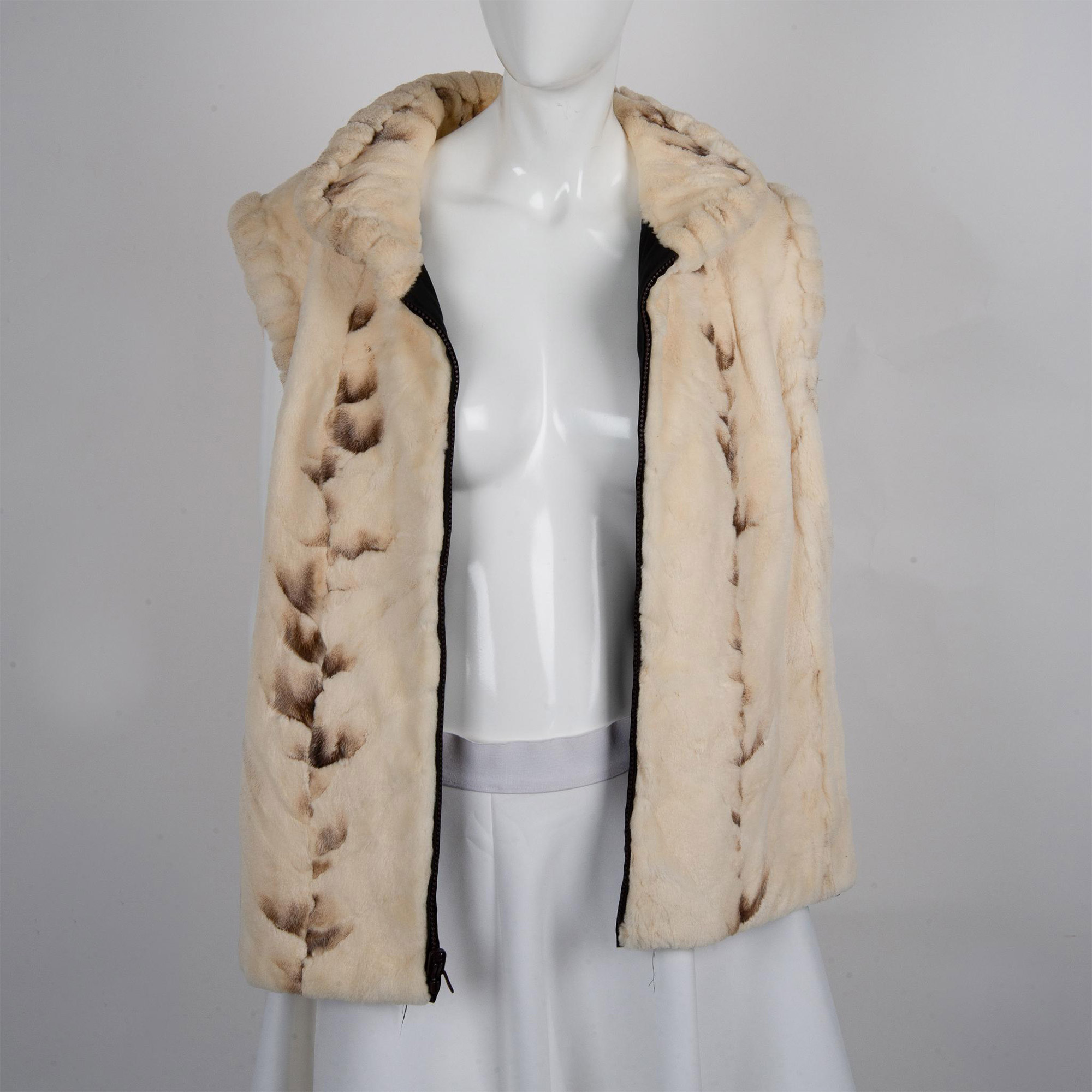 Sitka Fur Gallery, Sheared Mink Vest