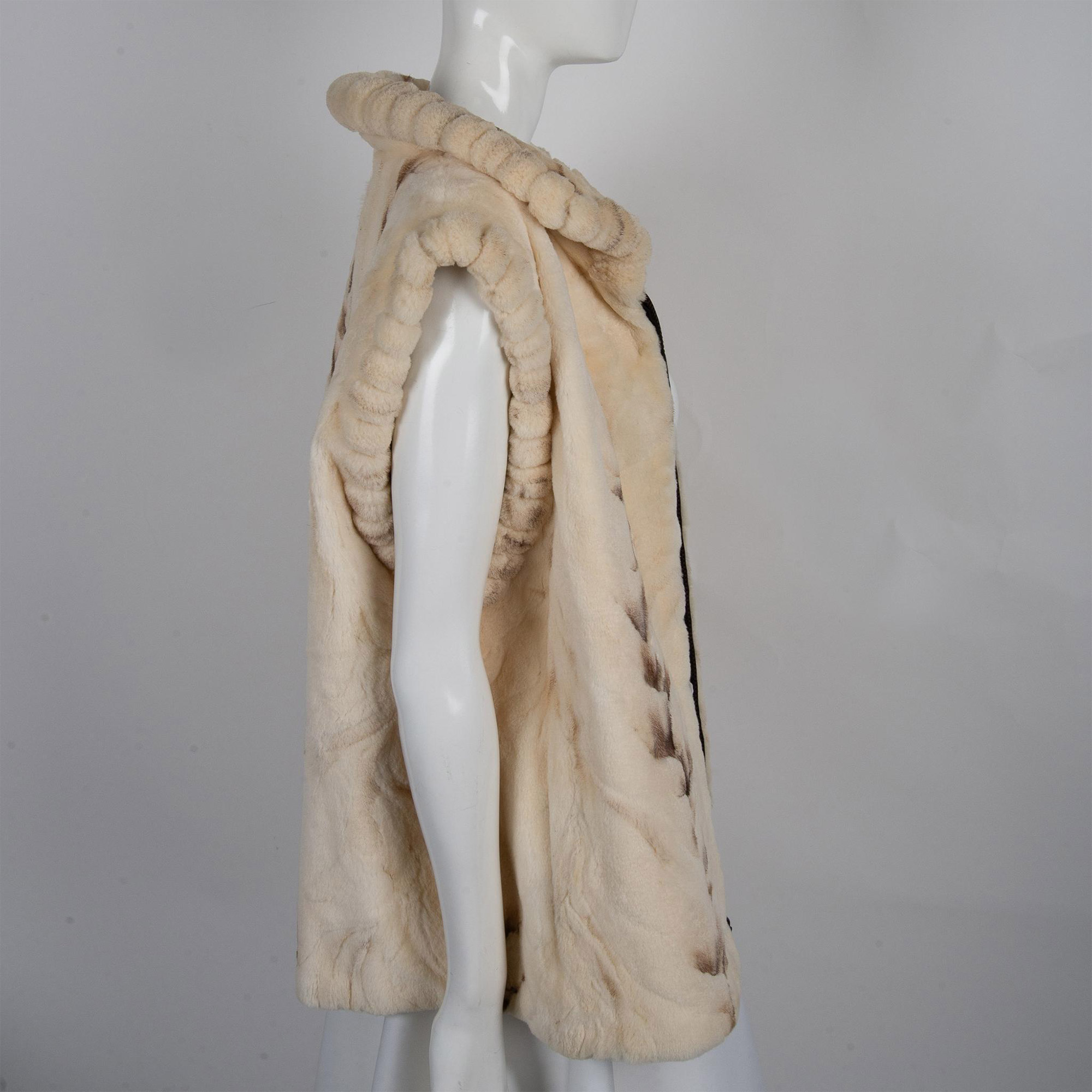 Sitka Fur Gallery, Sheared Mink Vest - Image 3 of 6
