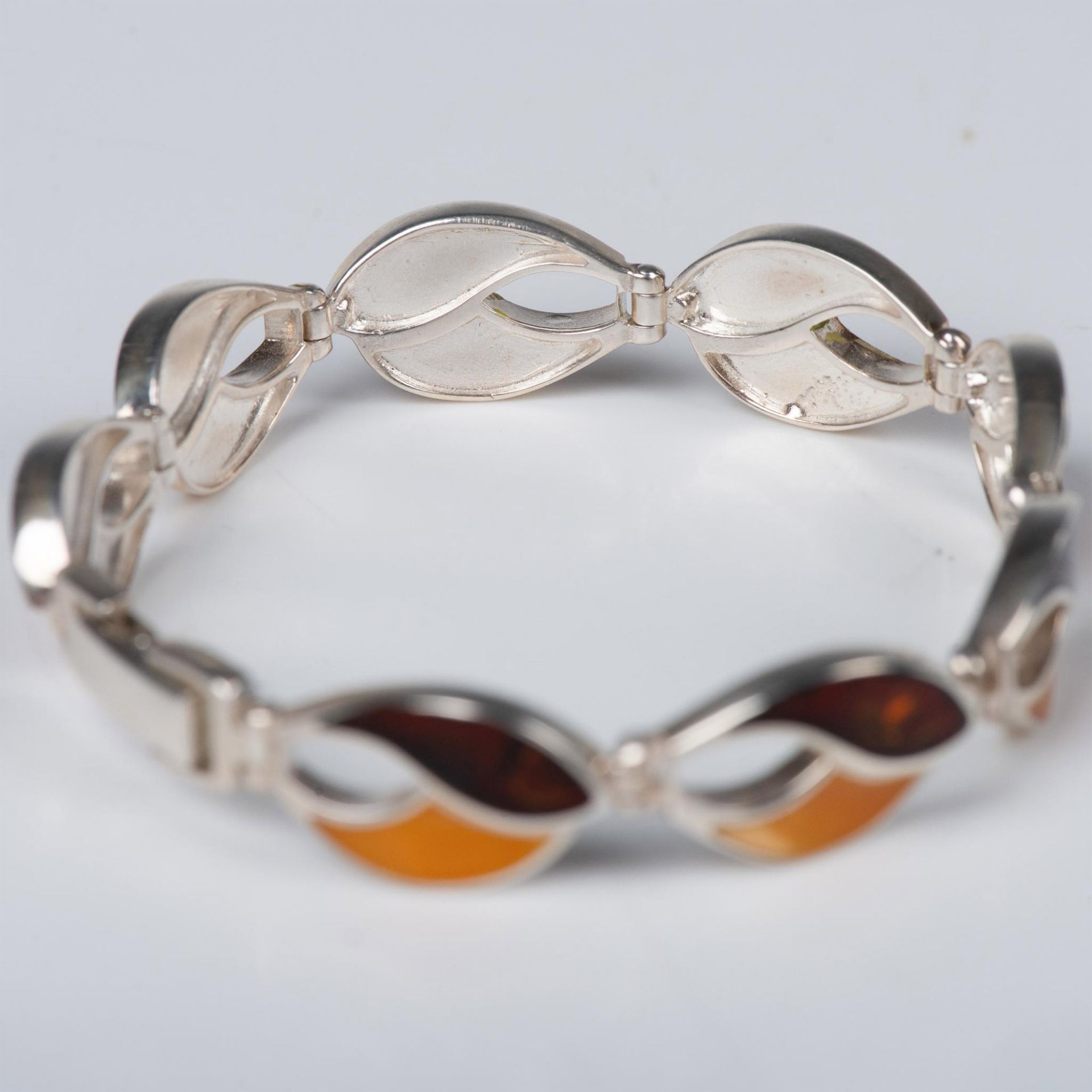 Sterling Silver and Baltic Amber Bracelet - Bild 2 aus 2