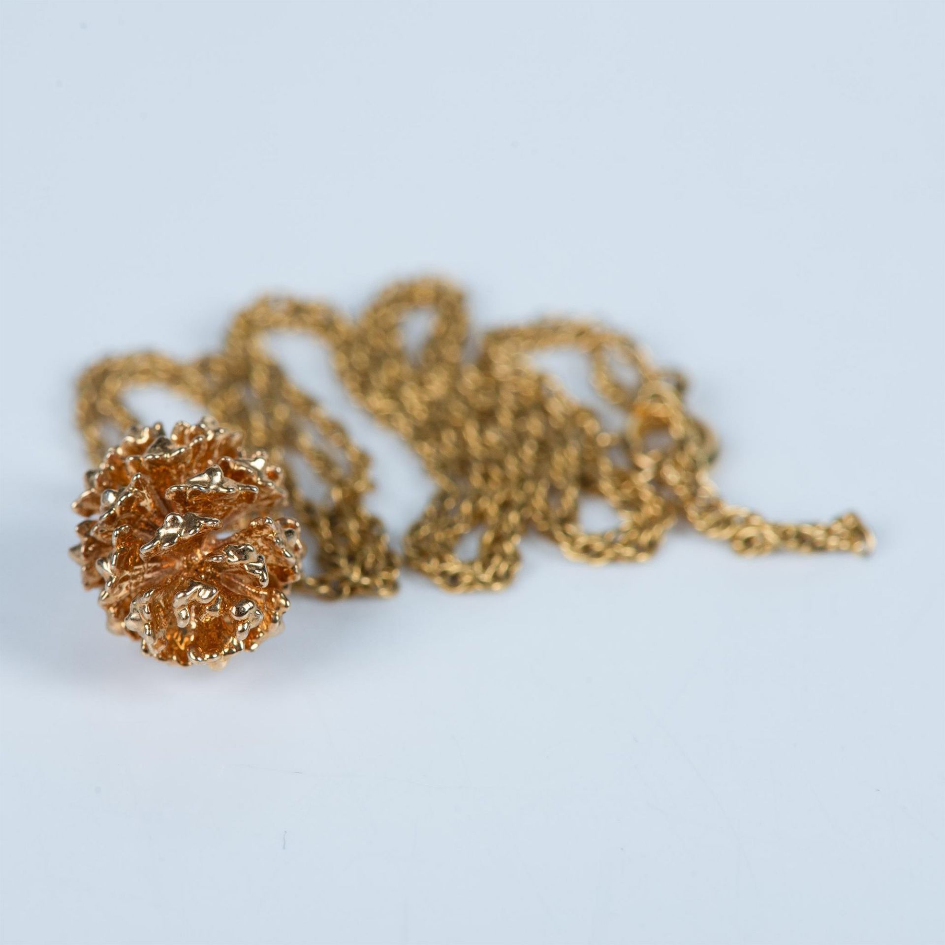 Delicate Gold Pinecone Necklace - Bild 3 aus 4
