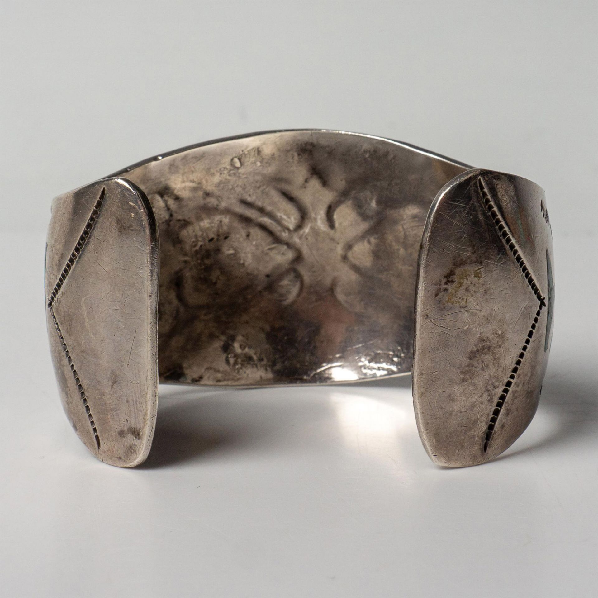 Native American Silver & Turquoise Chip Inlay Cuff Bracelet - Bild 6 aus 6
