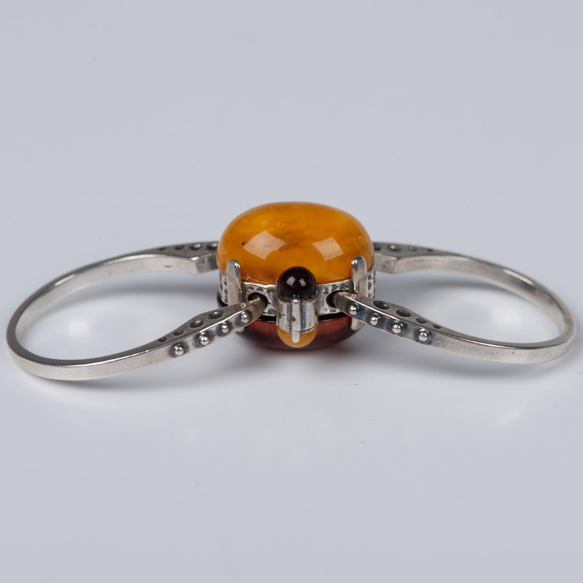 Reversible Sterling Silver and Amber Ring - Image 3 of 7