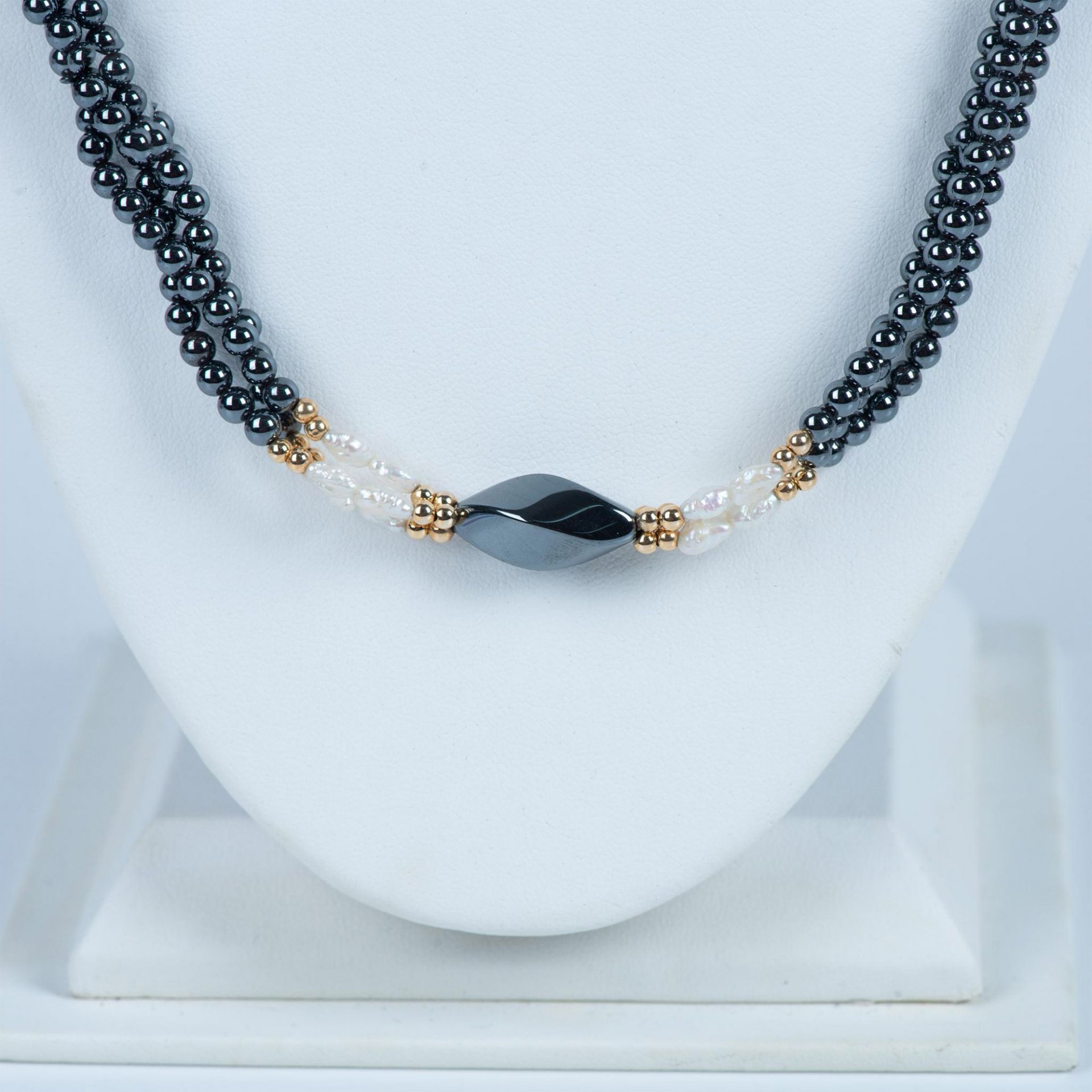 Black Onyx & Fresh Water Pearl Necklace - Image 5 of 7