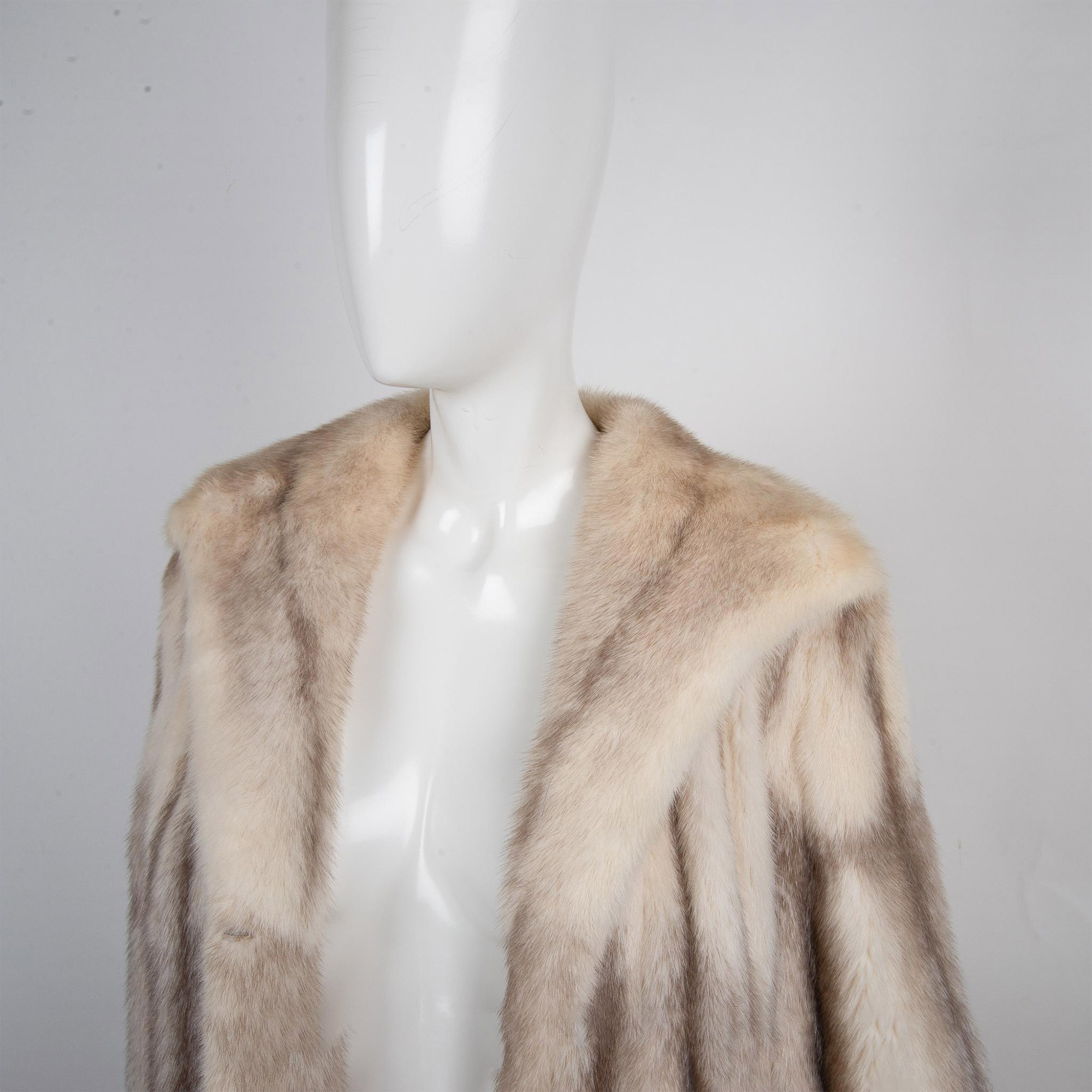 Vintage Rosendorf Evans Long Mink Fur Coat - Image 2 of 6